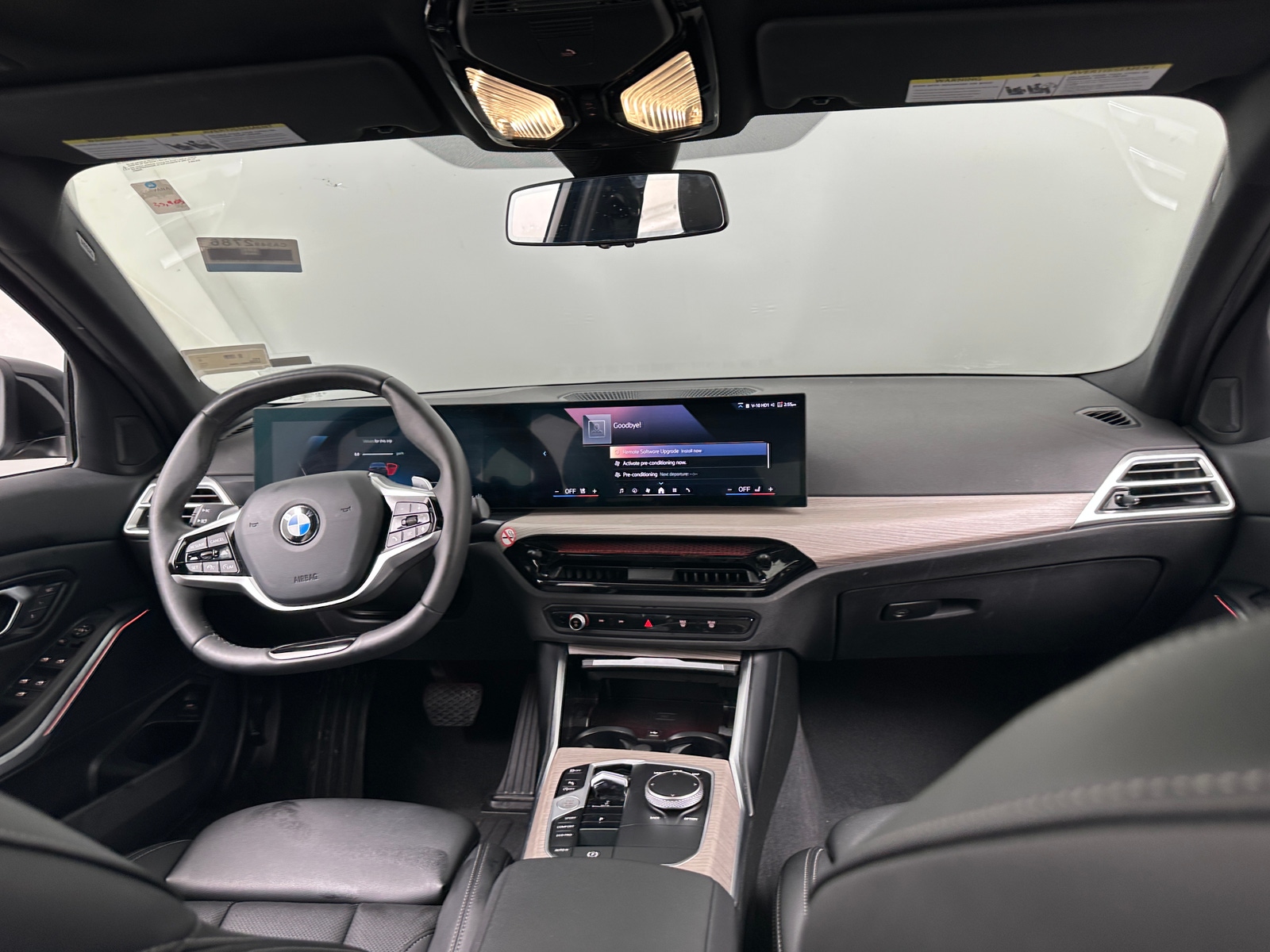 Thumbnail: 2025 BMW 3 Series - 2