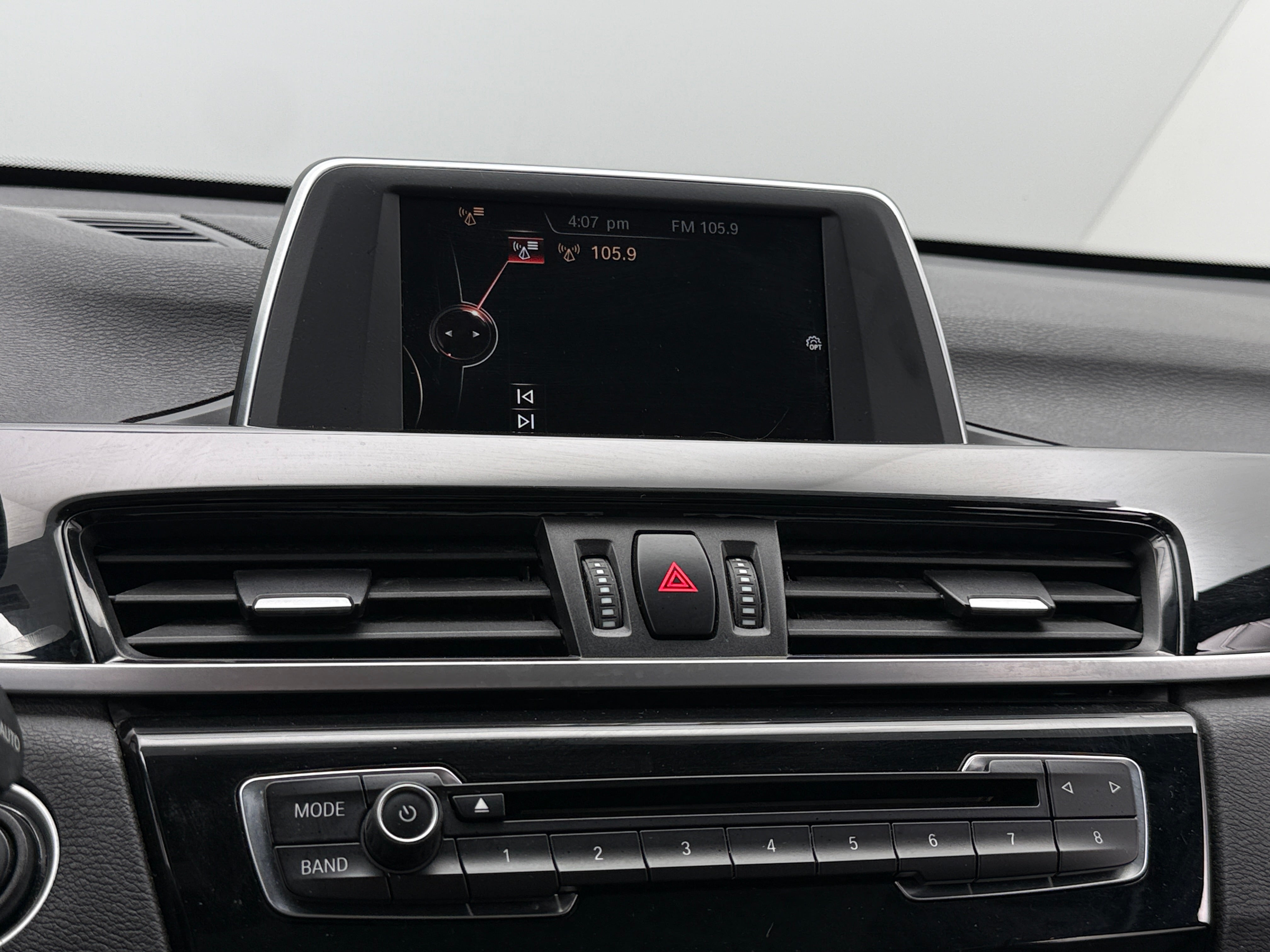 2017 BMW X1 28i - Photo 13