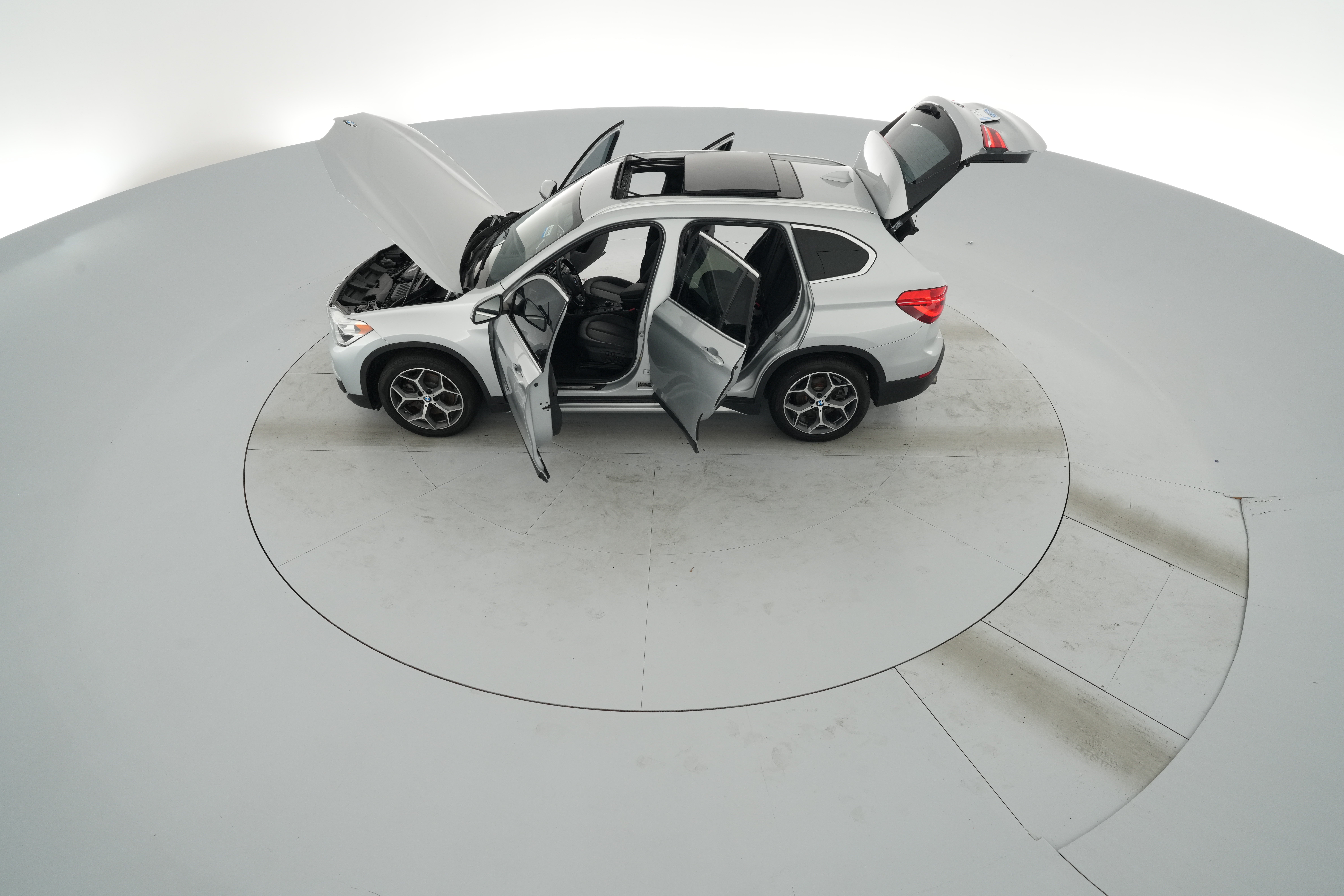 2017 BMW X1 28i - Photo 44