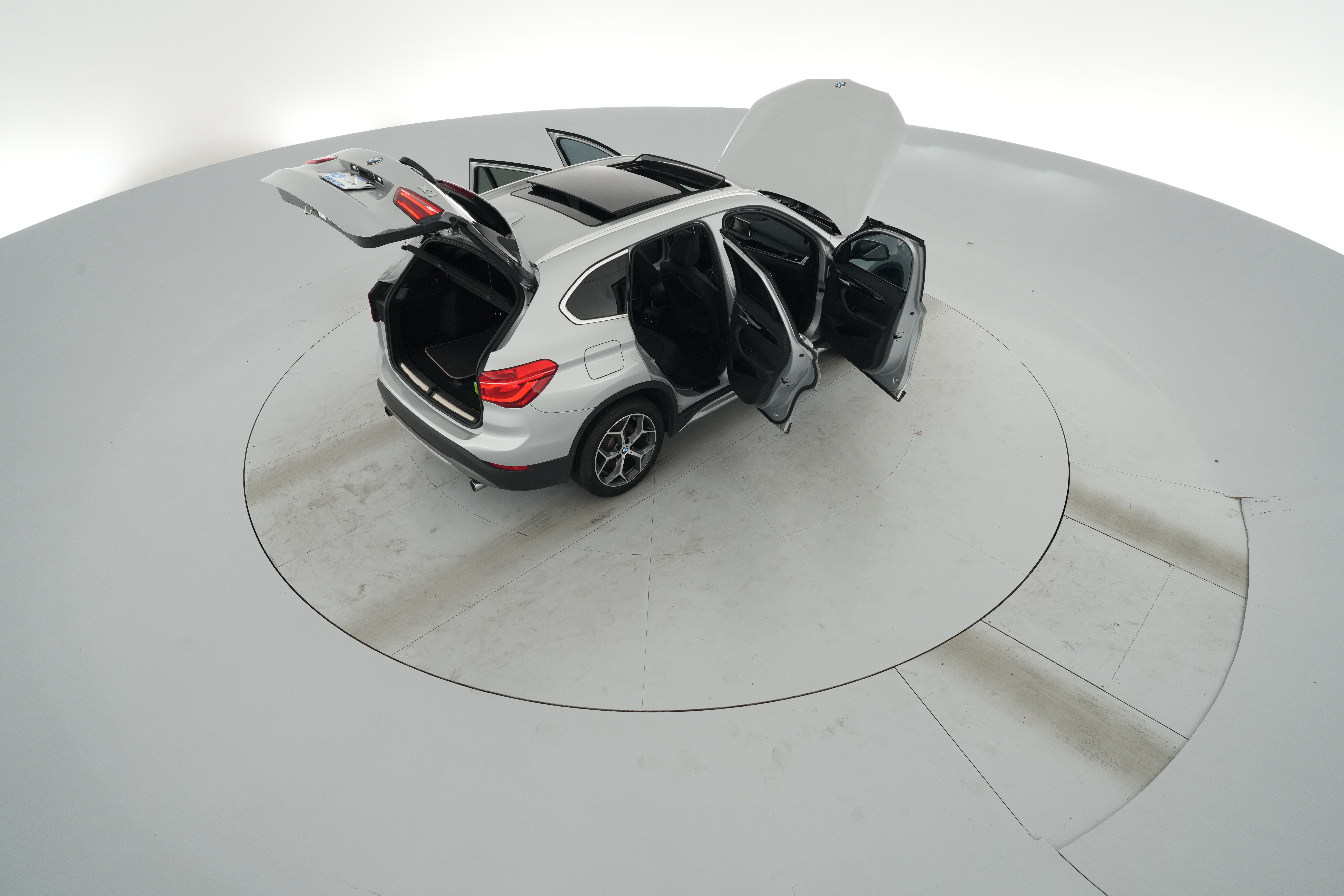 2017 BMW X1 28i - Photo 50