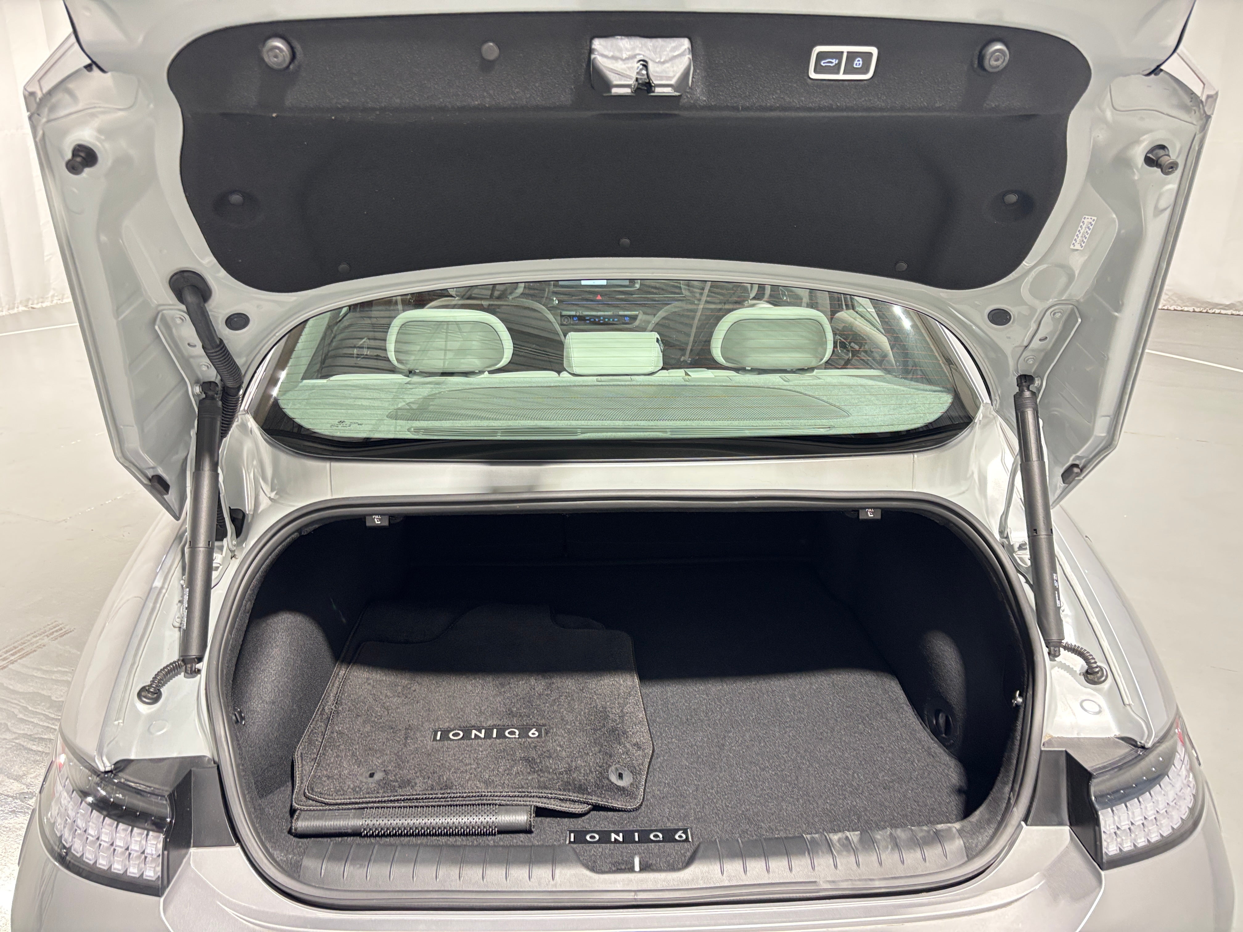Used 2024 Hyundai IONIQ 6 Limited with VIN KMHM54AA6RA073975 for sale in Pewaukee, WI