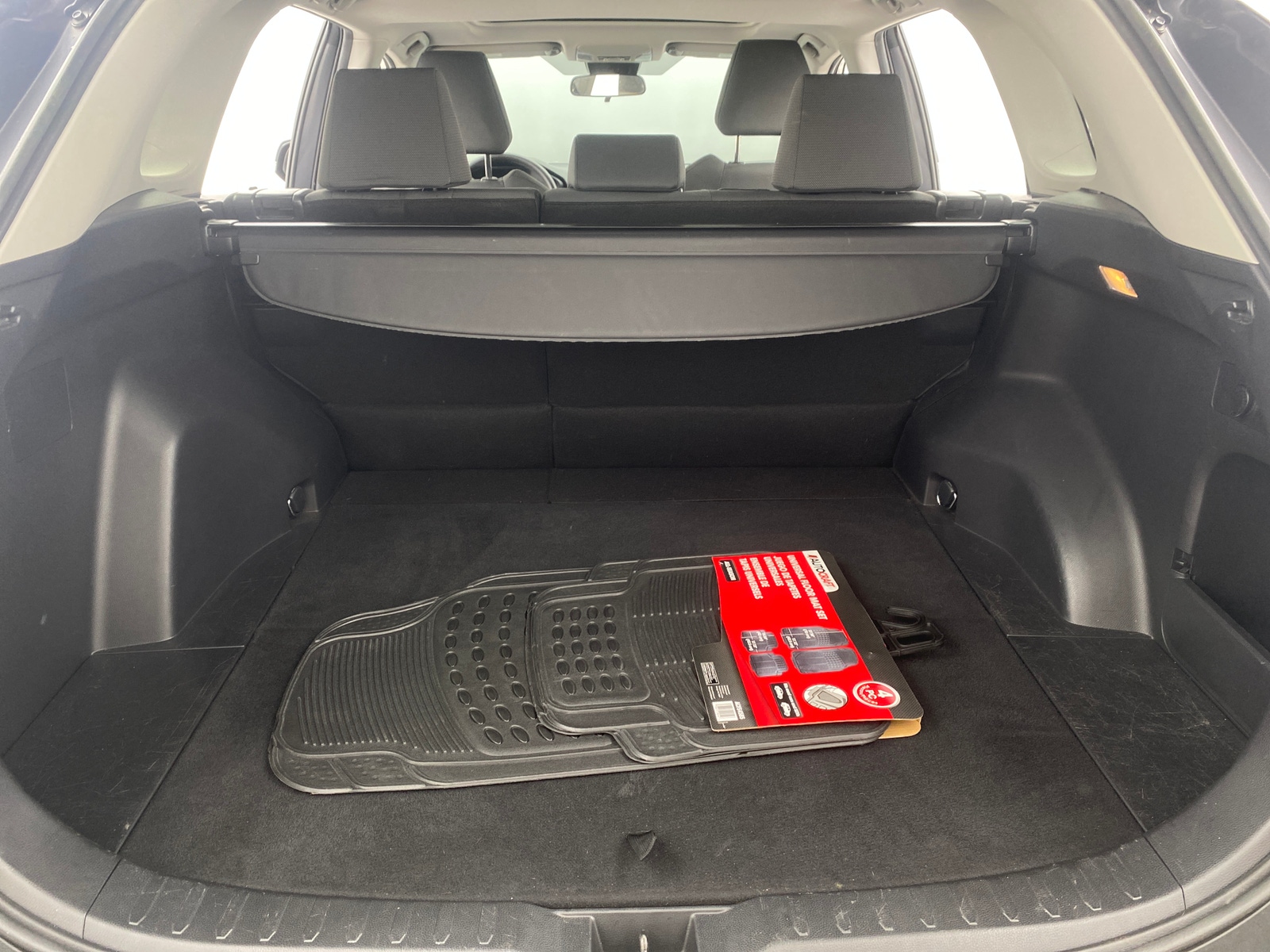 Thumbnail: 2019 Toyota RAV4 - 7