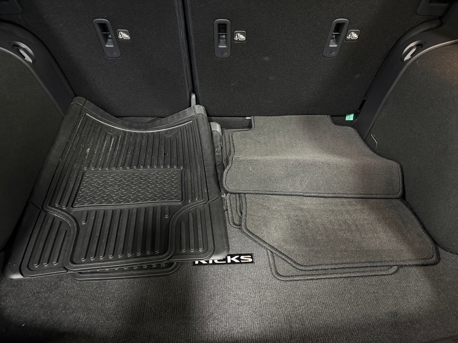 Thumbnail: 2024 Nissan Kicks - 7