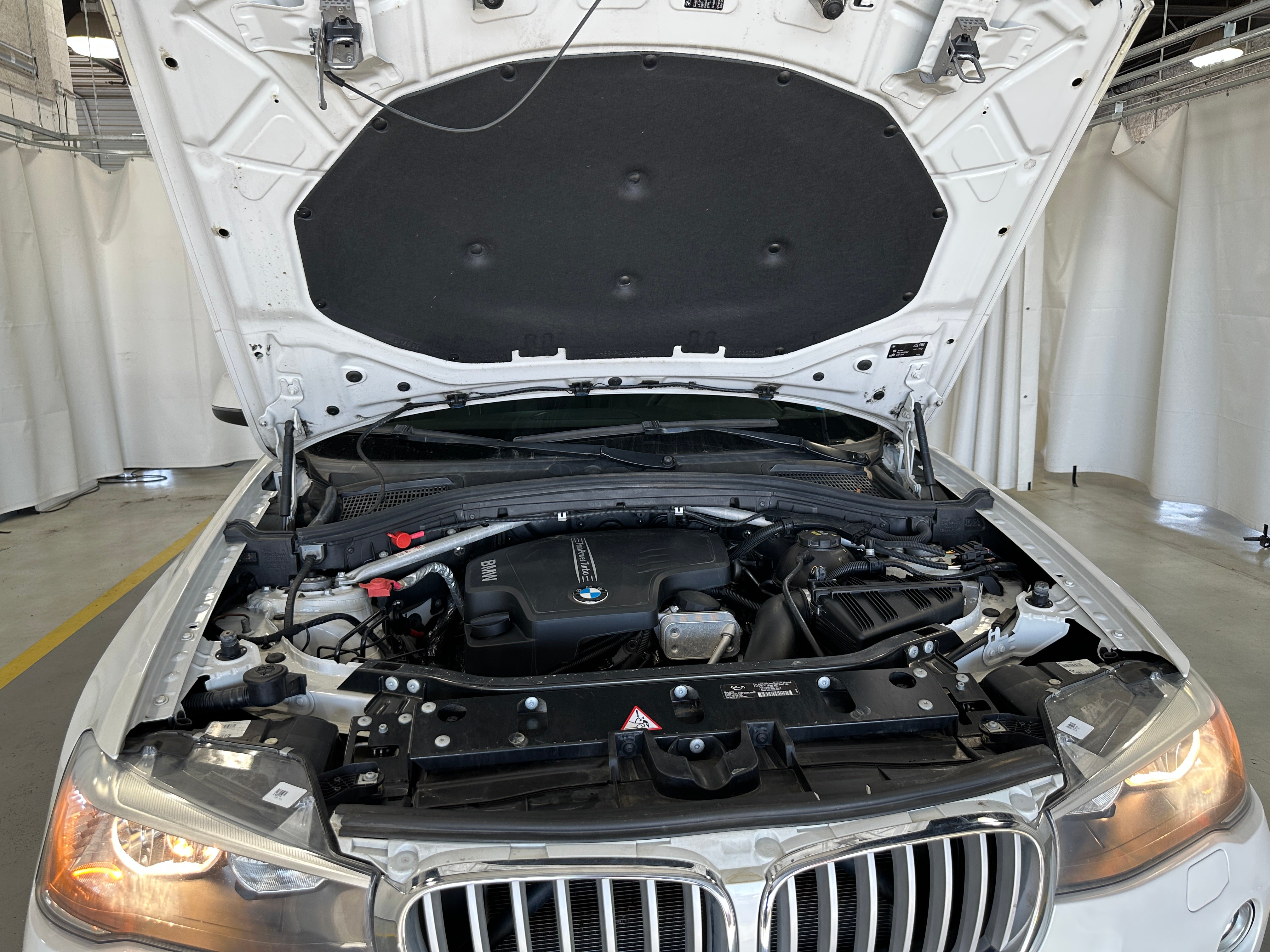 2016 BMW X3 xDrive28i - Photo 3