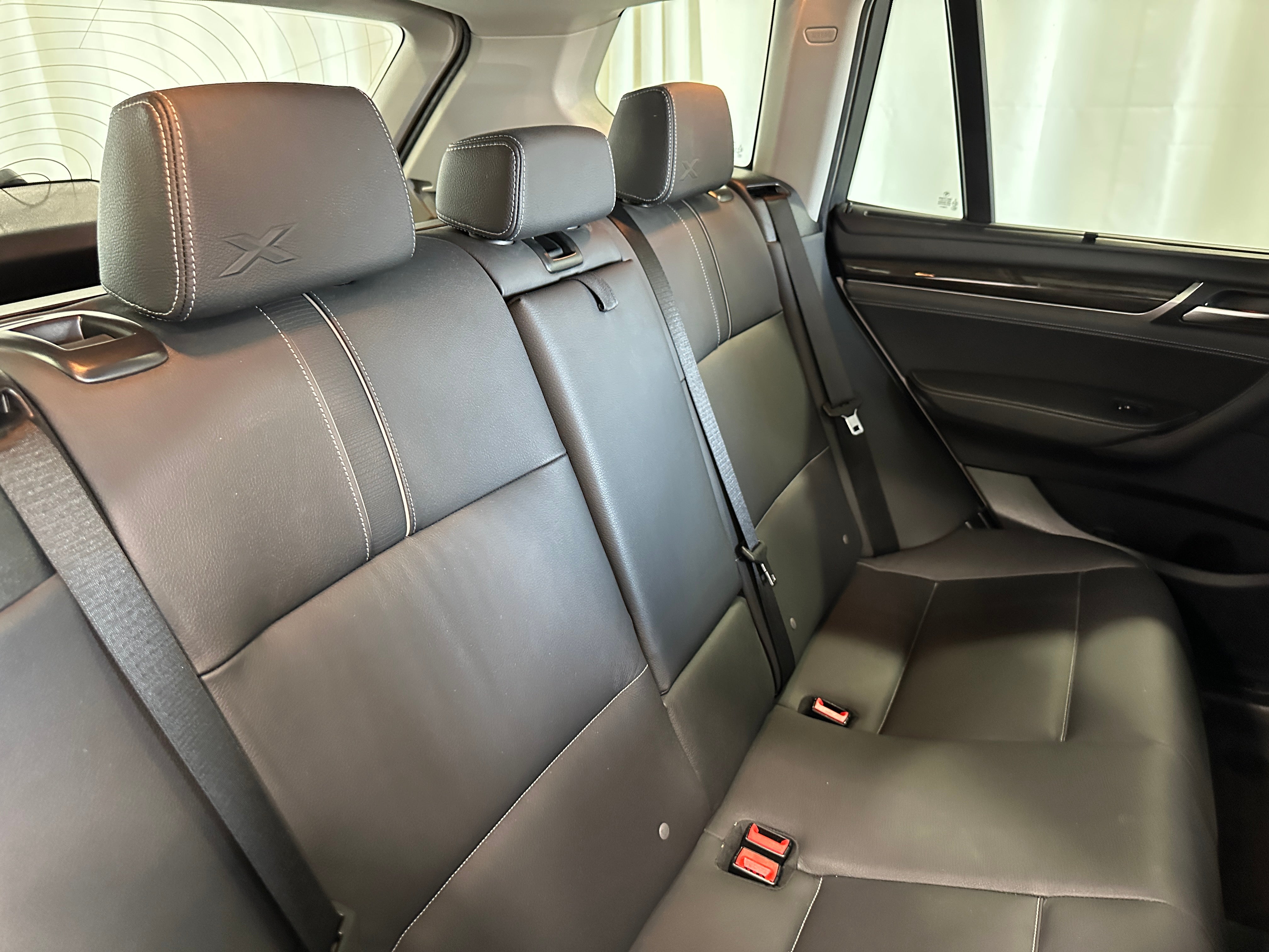 2016 BMW X3 xDrive28i - Photo 8