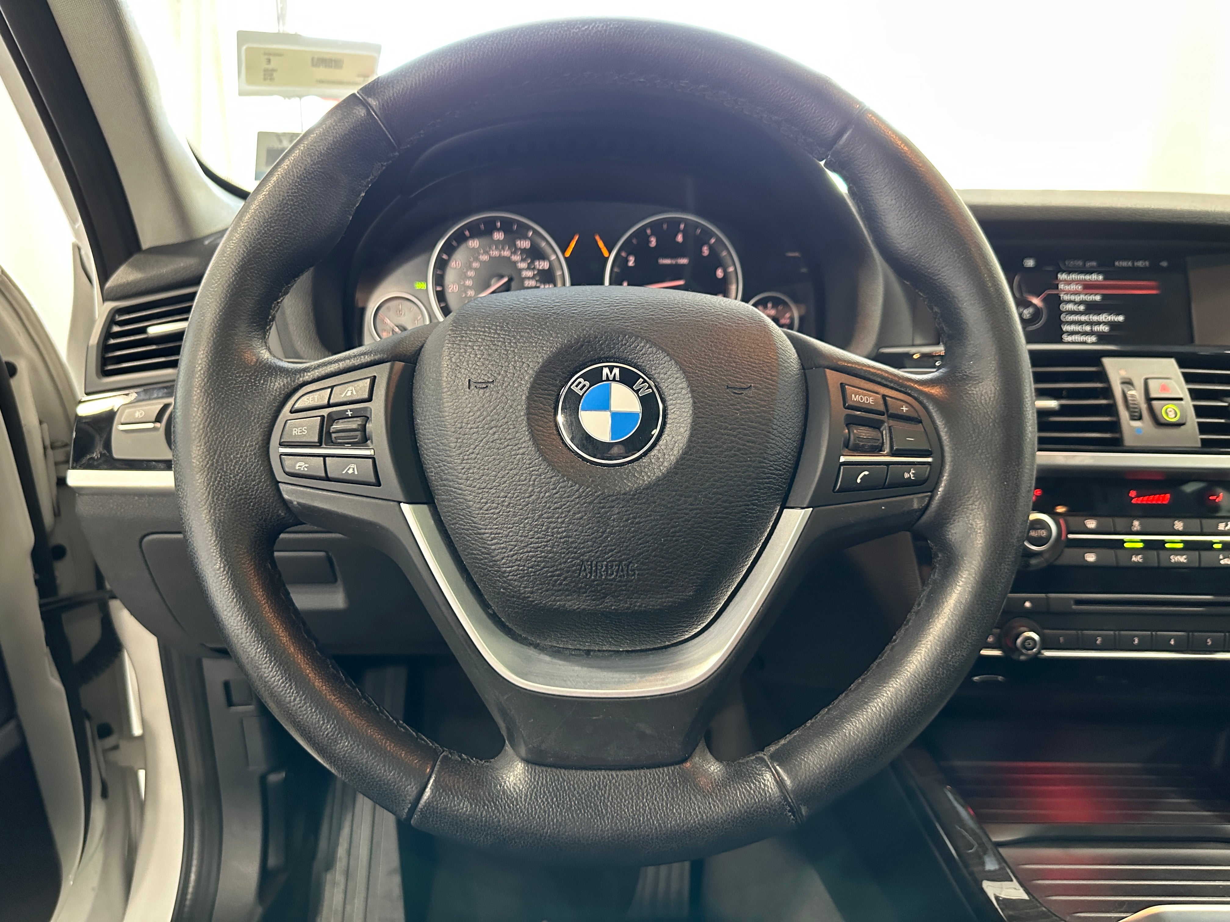 2016 BMW X3 xDrive28i - Photo 6