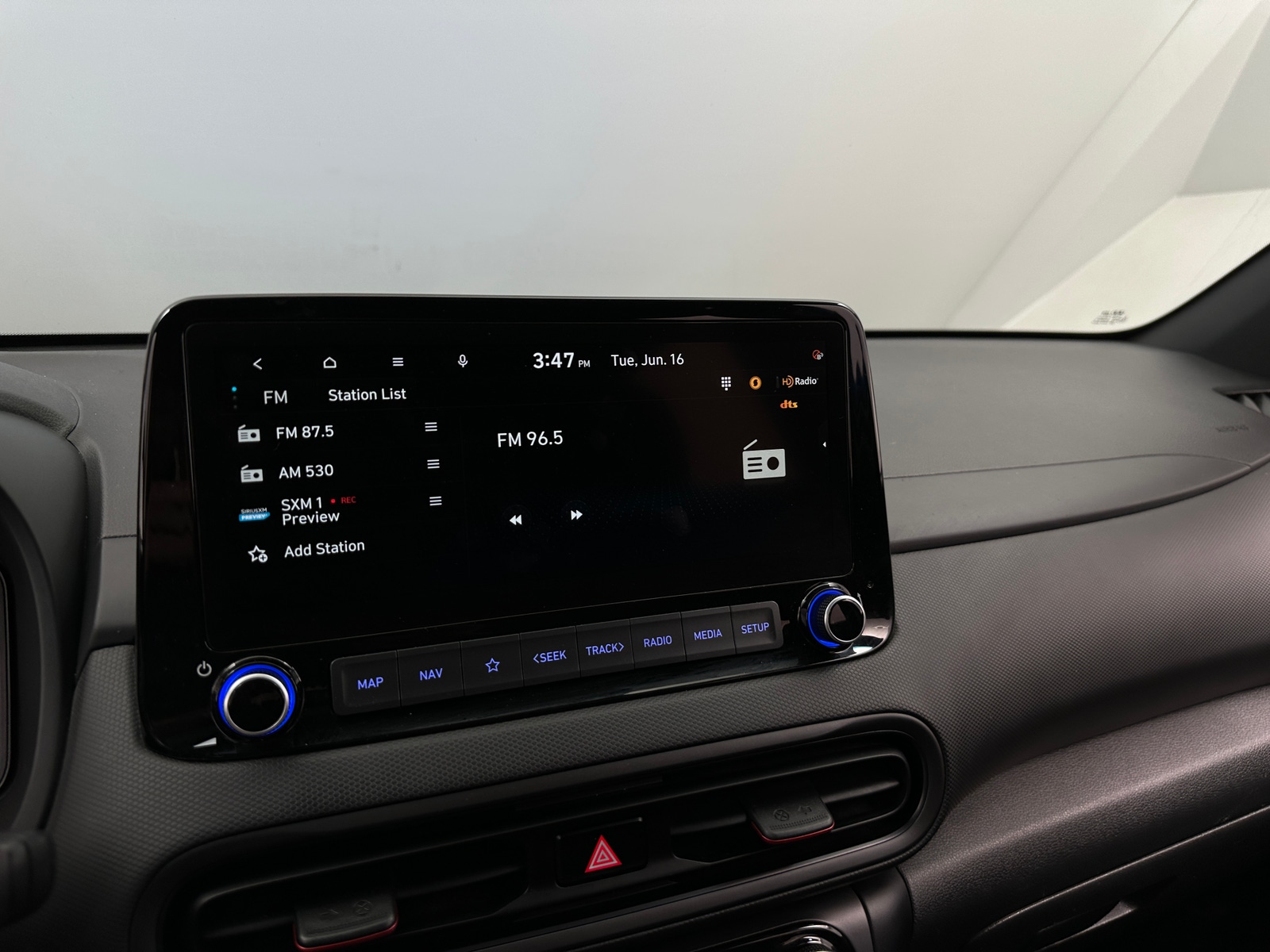 Thumbnail: 2022 Hyundai Kona - 4