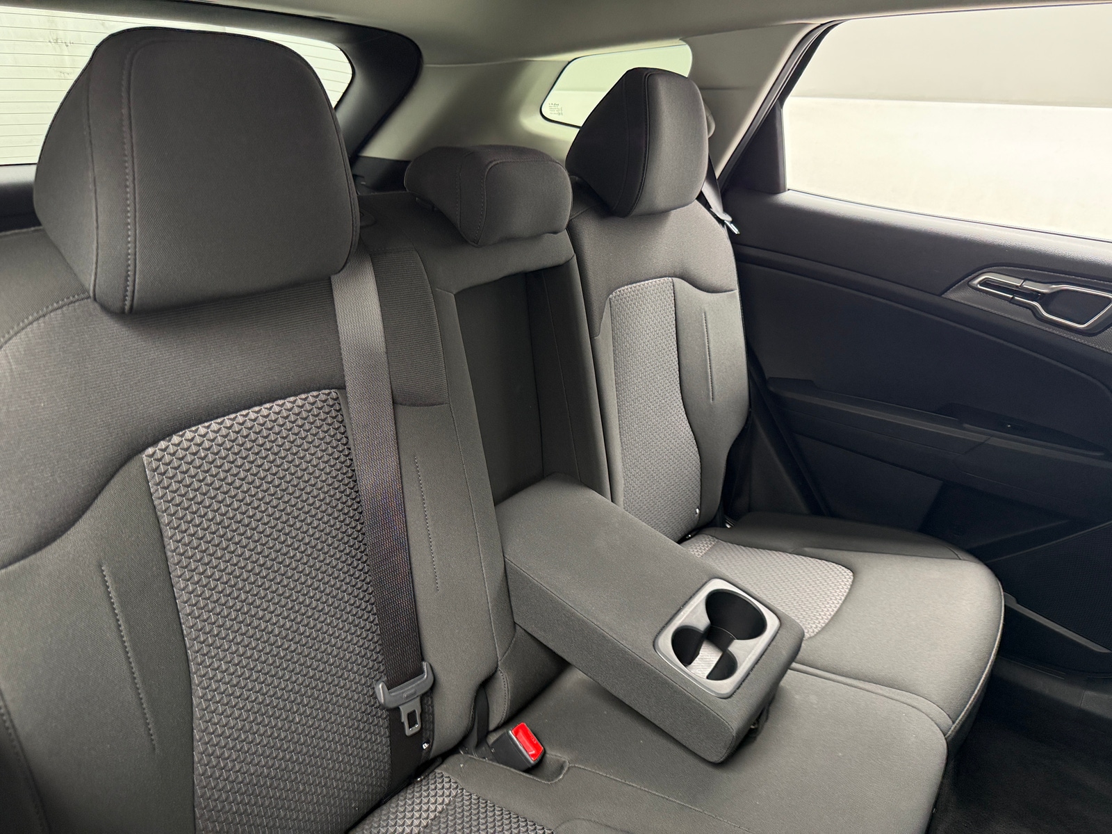 Thumbnail: 2025 Kia Sportage - 6