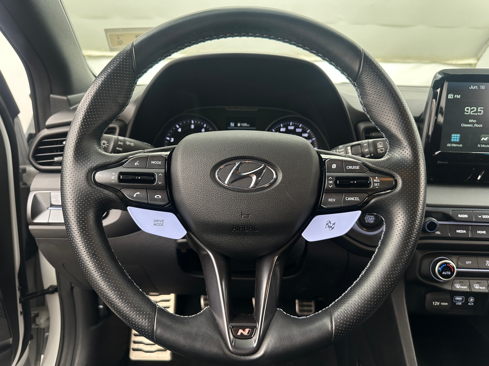 Thumbnail: 2020 Hyundai Veloster - 5
