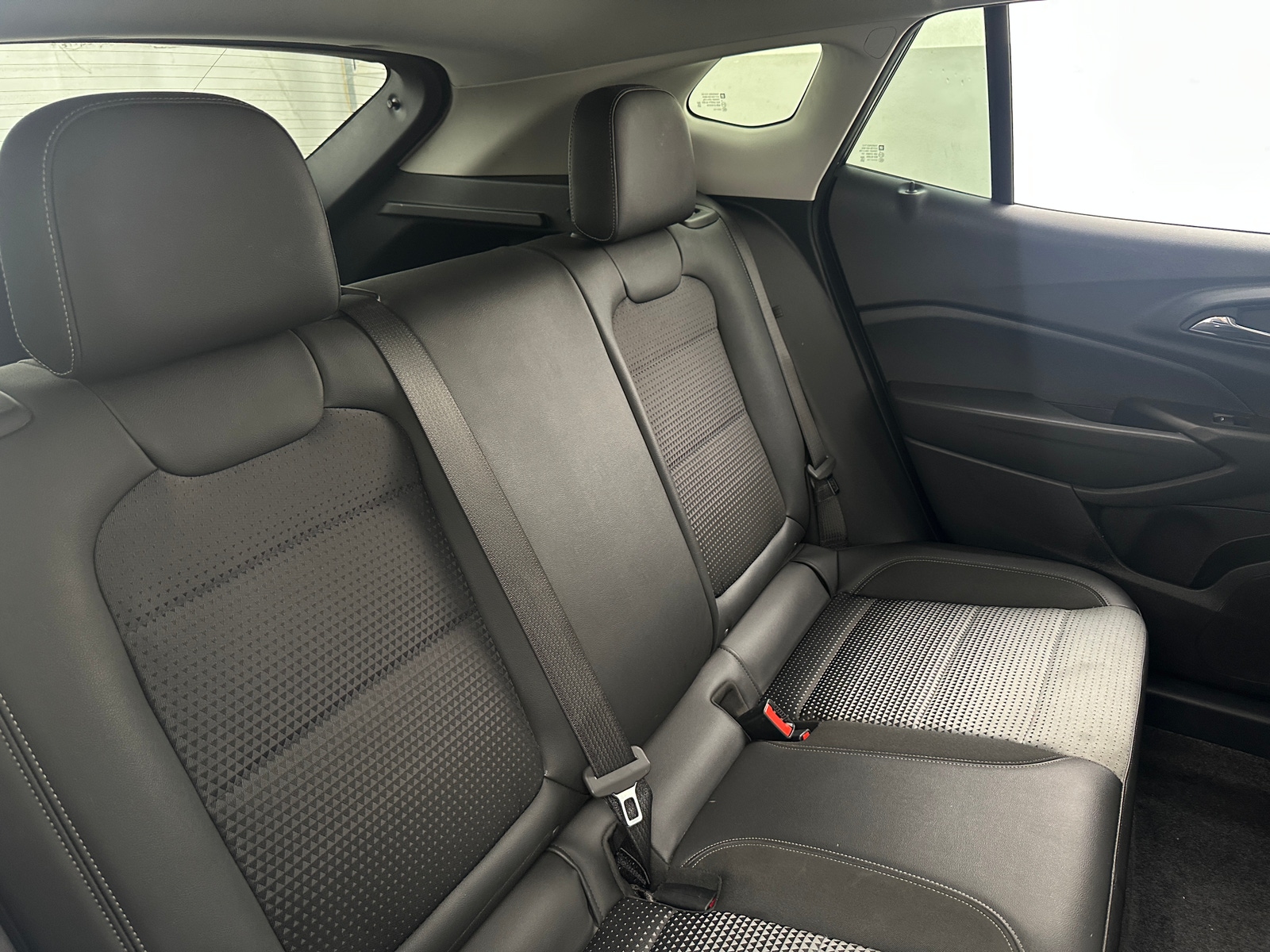 Thumbnail: 2025 Chevrolet Trax - 6