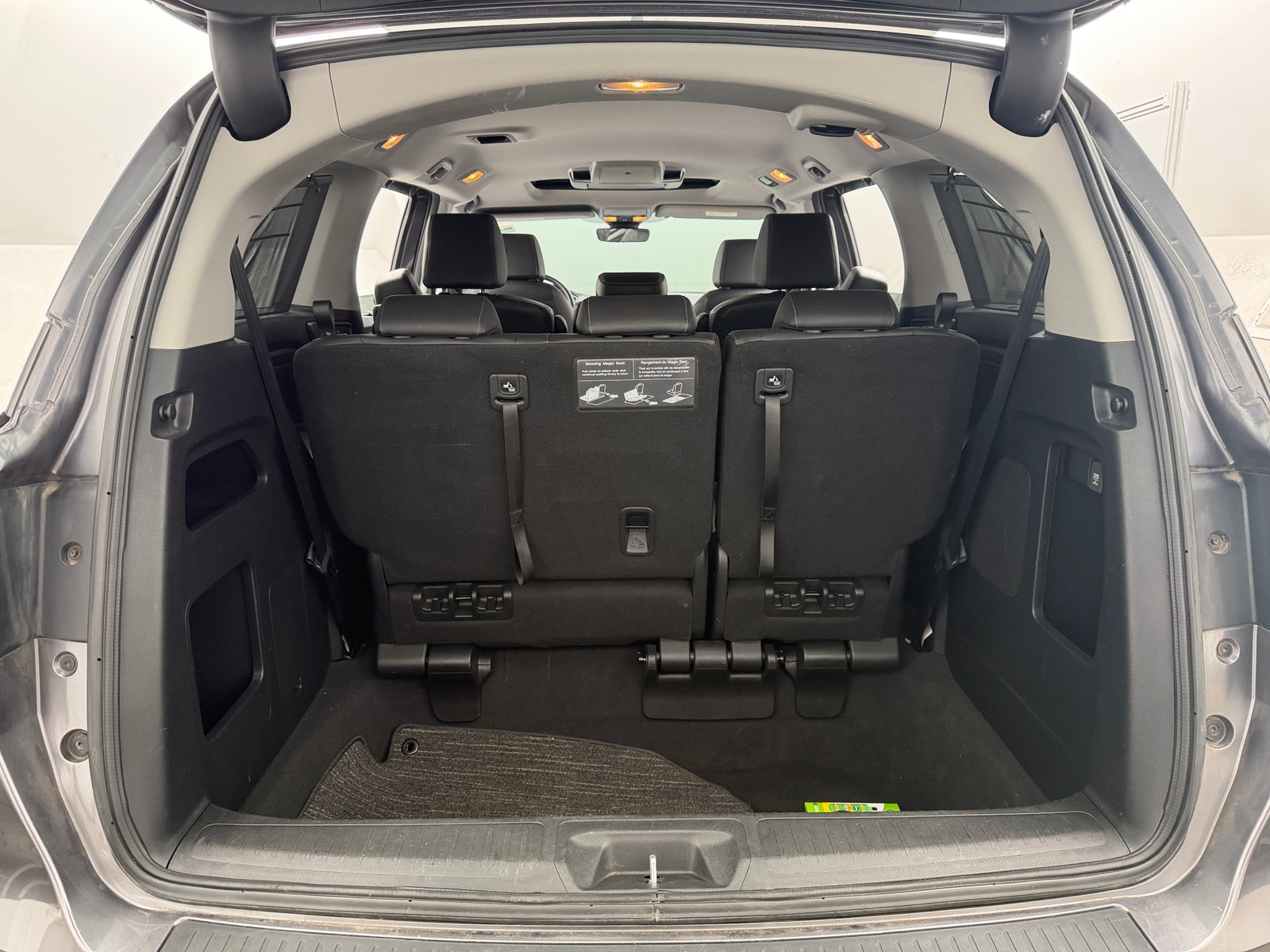 Thumbnail: 2023 Honda Odyssey - 6