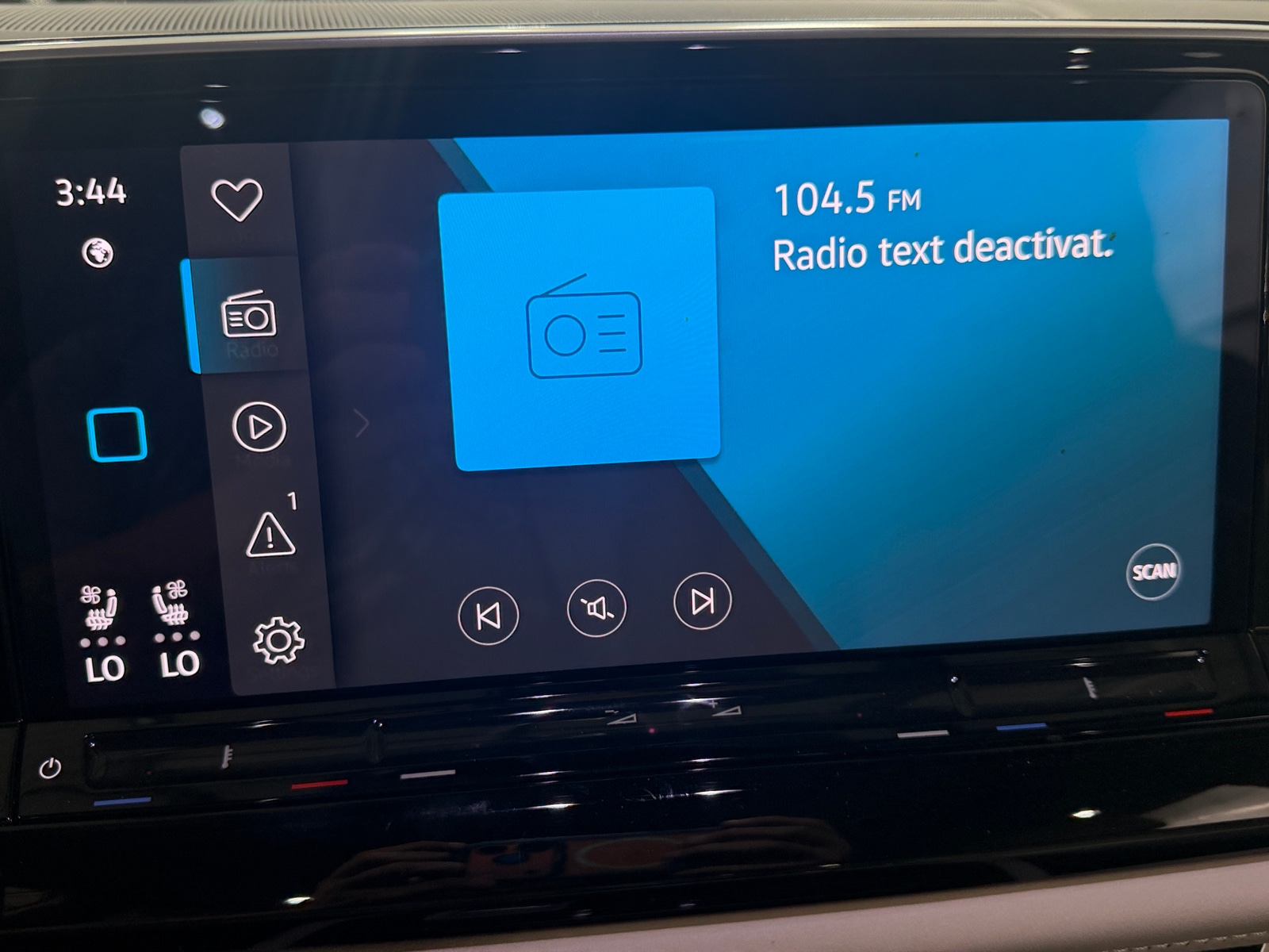 Thumbnail: 2024 Volkswagen Atlas - 3