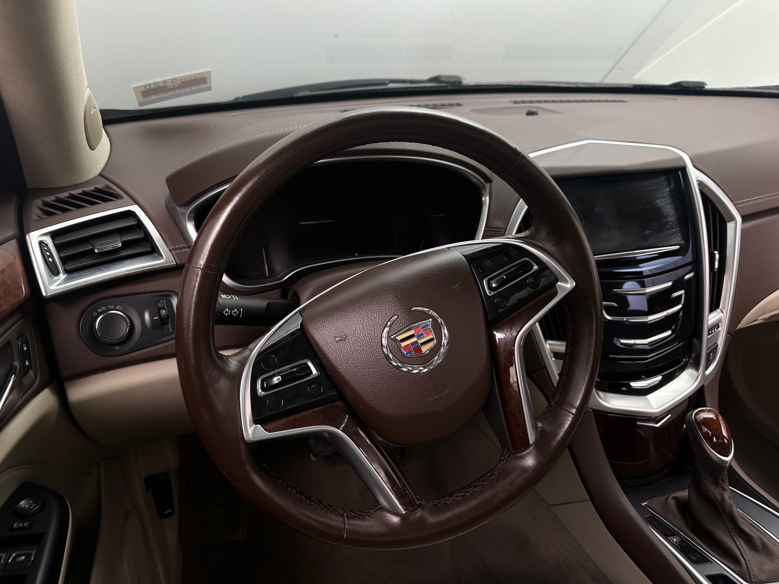 Thumbnail: 2015 Cadillac SRX - 4