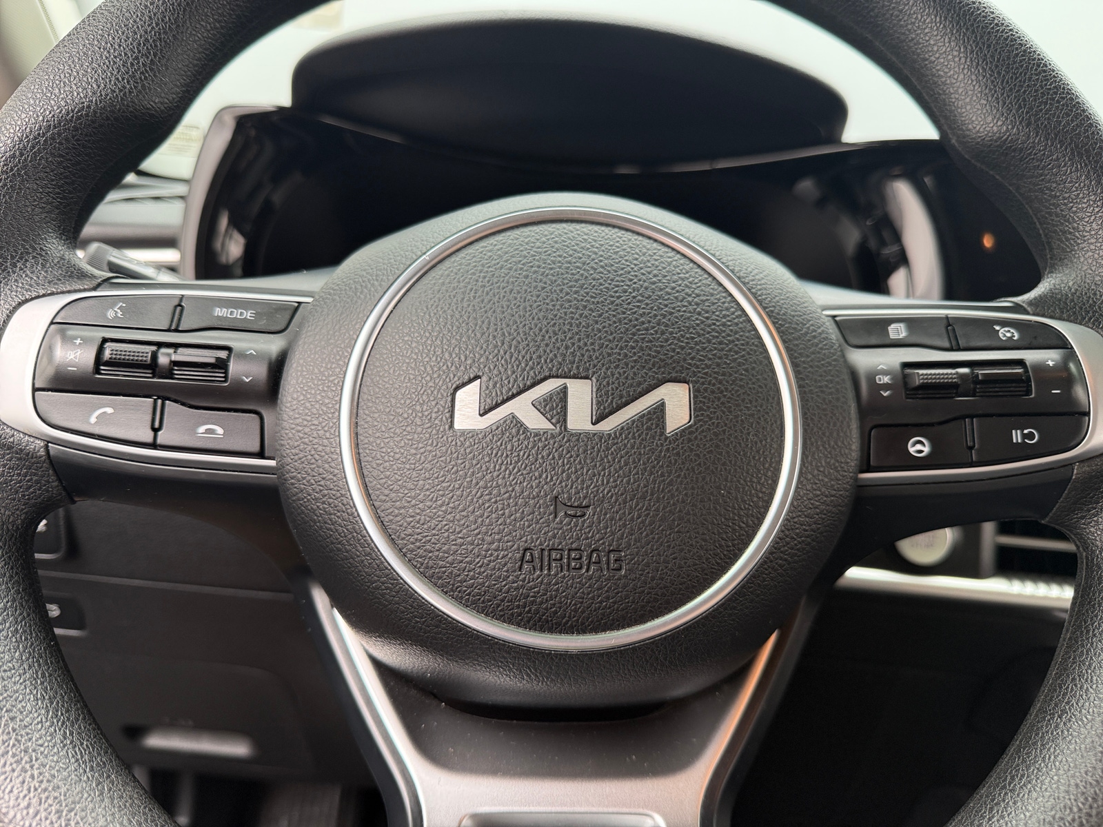 Thumbnail: 2023 Kia K5 - 5