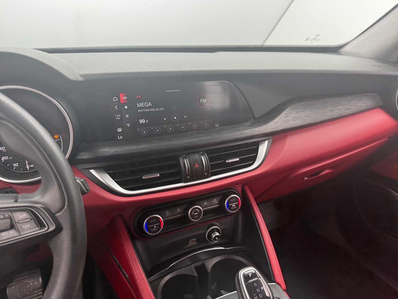 Thumbnail: 2020 Alfa Romeo Stelvio - 3