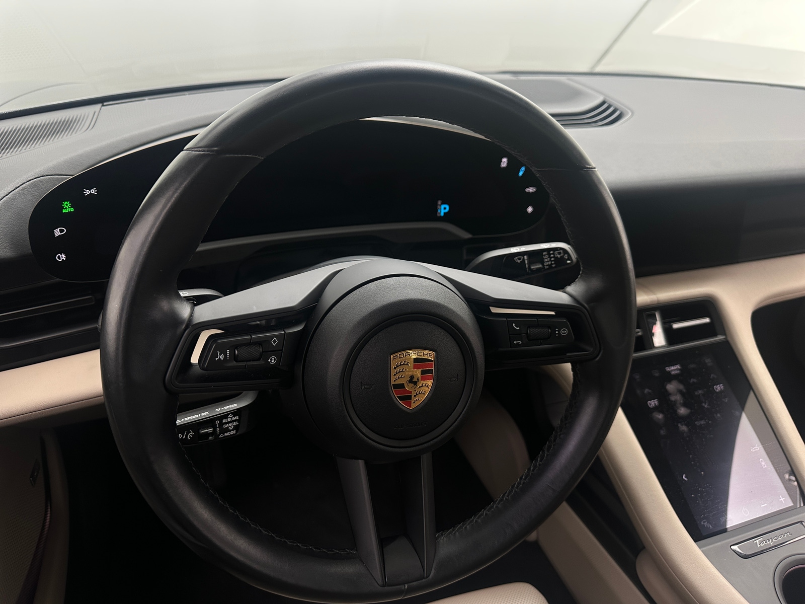 Thumbnail: 2023 Porsche Taycan - 4