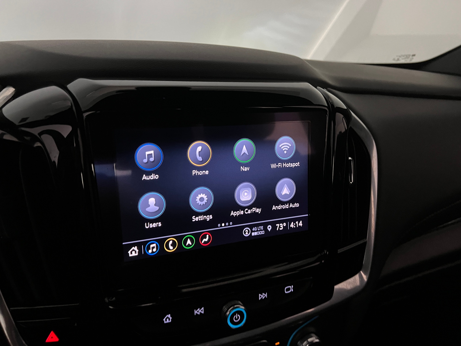 Thumbnail: 2022 Chevrolet Traverse - 3