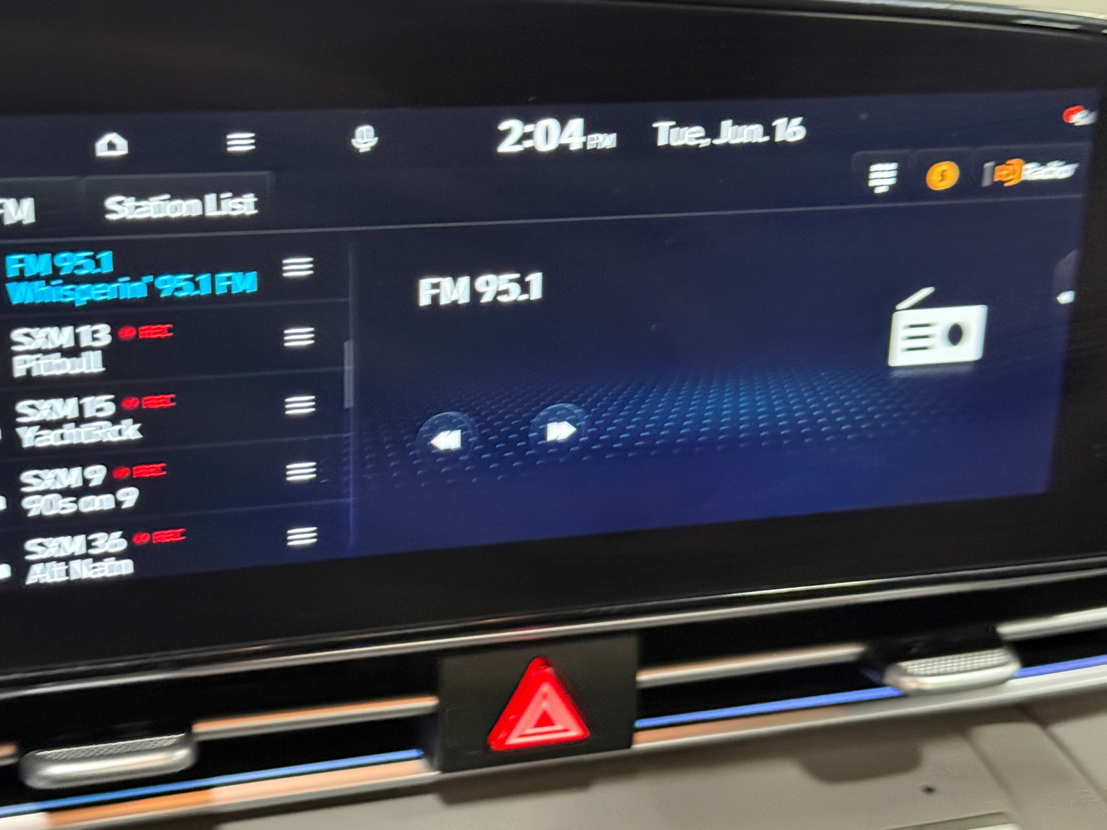 Thumbnail: 2025 Hyundai Elantra - 4