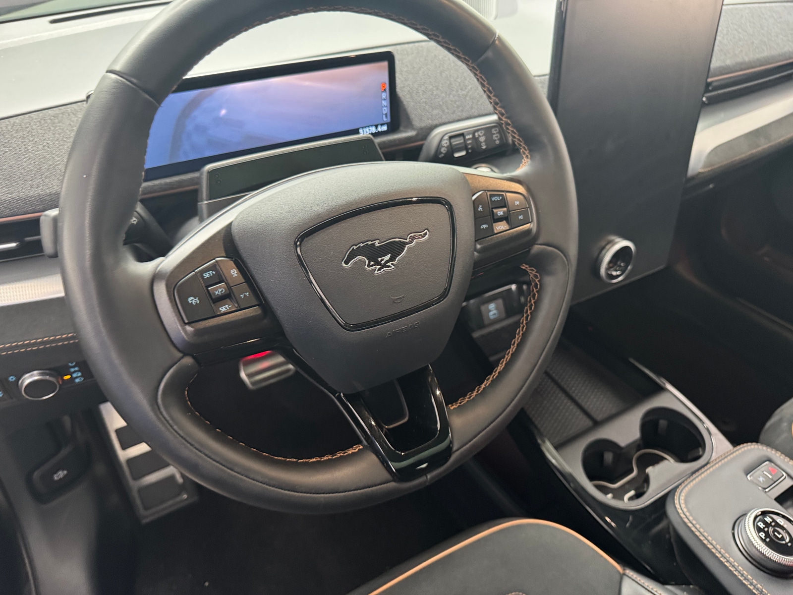 Thumbnail: 2022 Ford Mustang Mach-E - 4