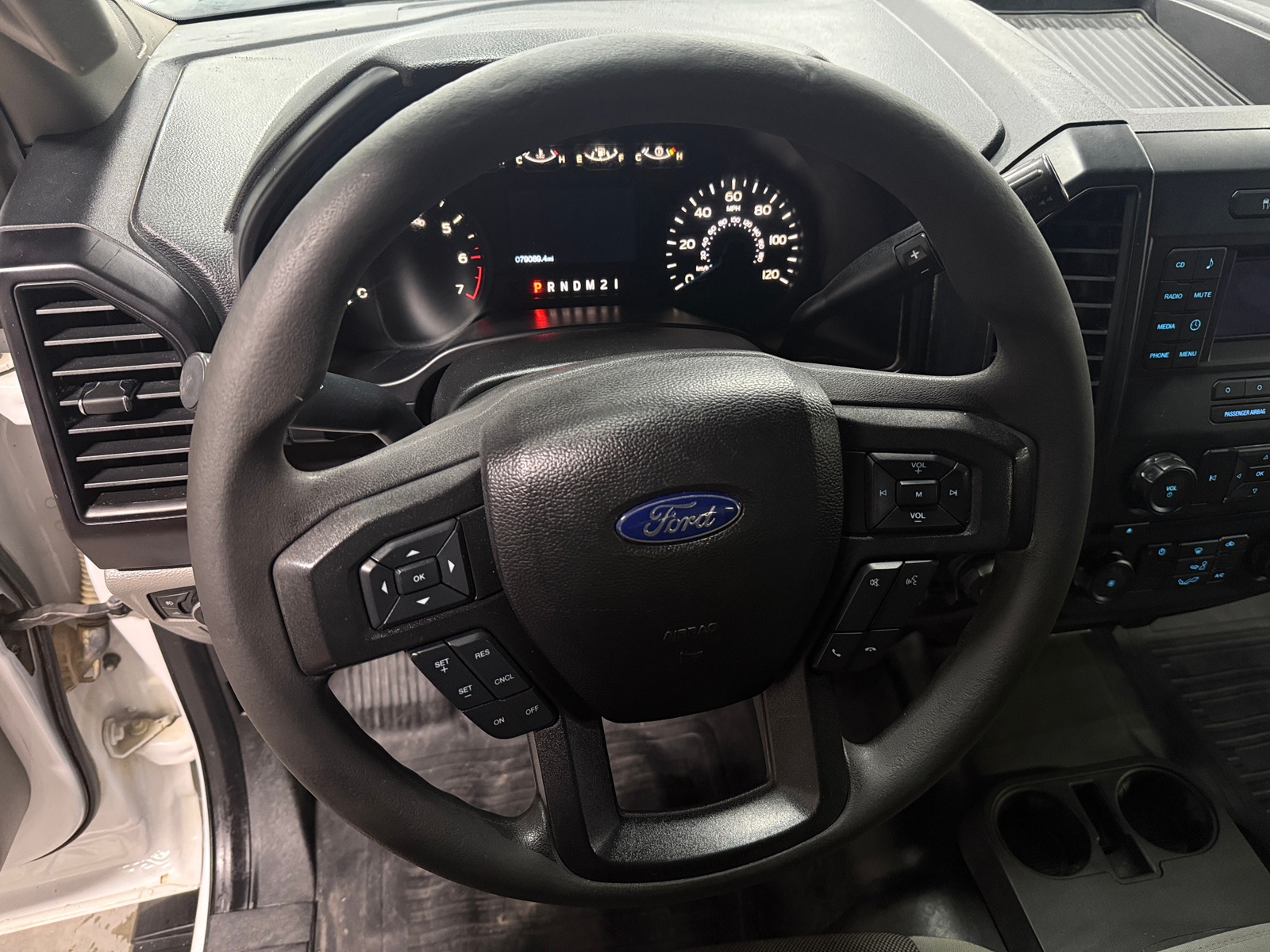 Thumbnail: 2017 Ford Econoline - 5