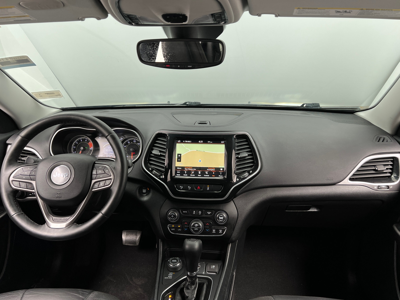 Thumbnail: 2019 Jeep Cherokee - 2