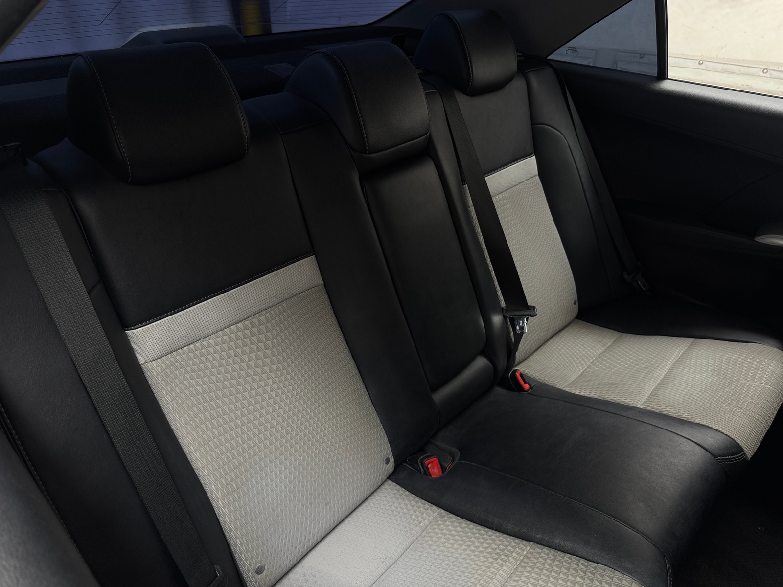 Thumbnail: 2012 Toyota Camry - 6