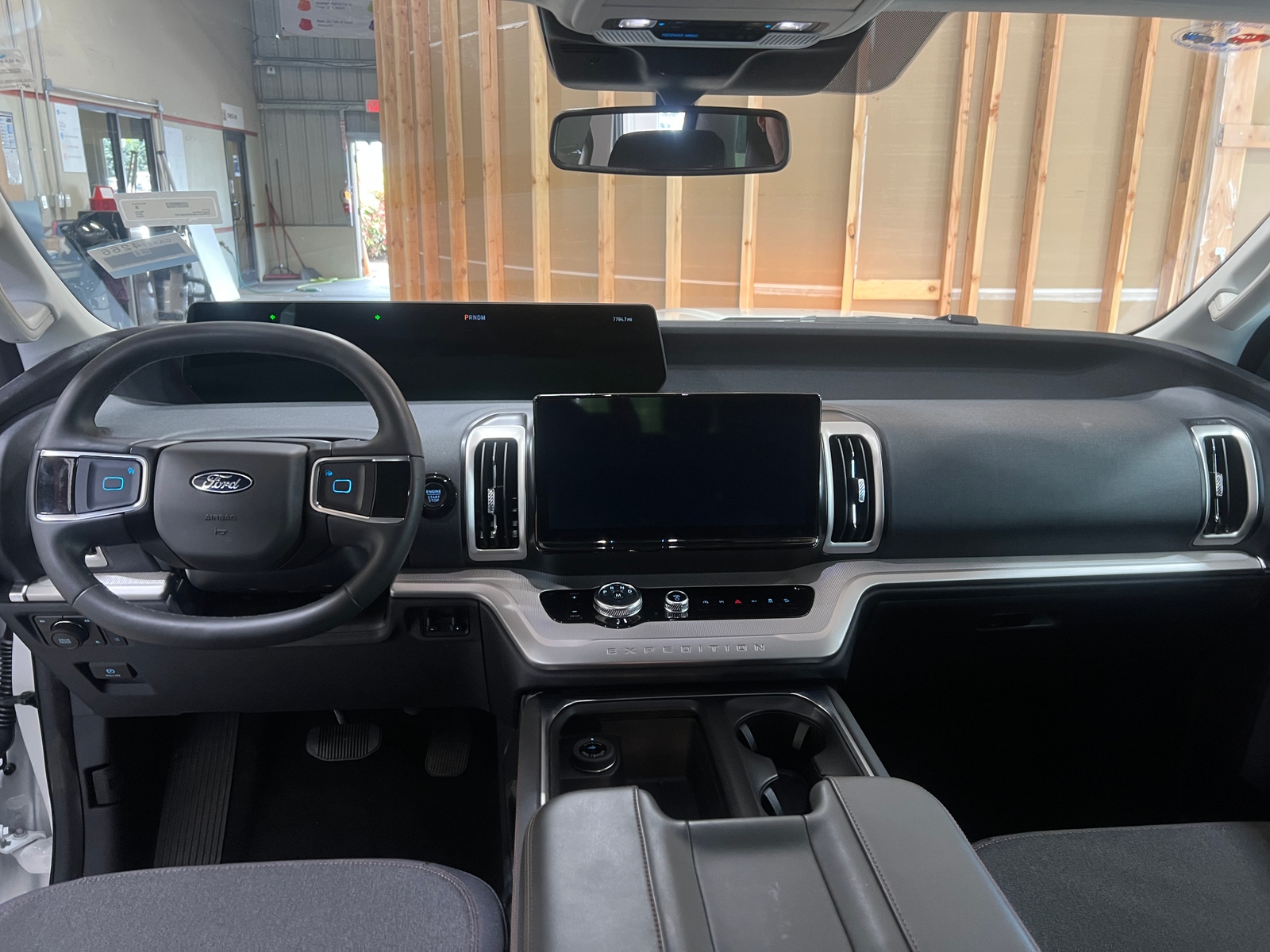 Thumbnail: 2025 Ford Expedition - 3