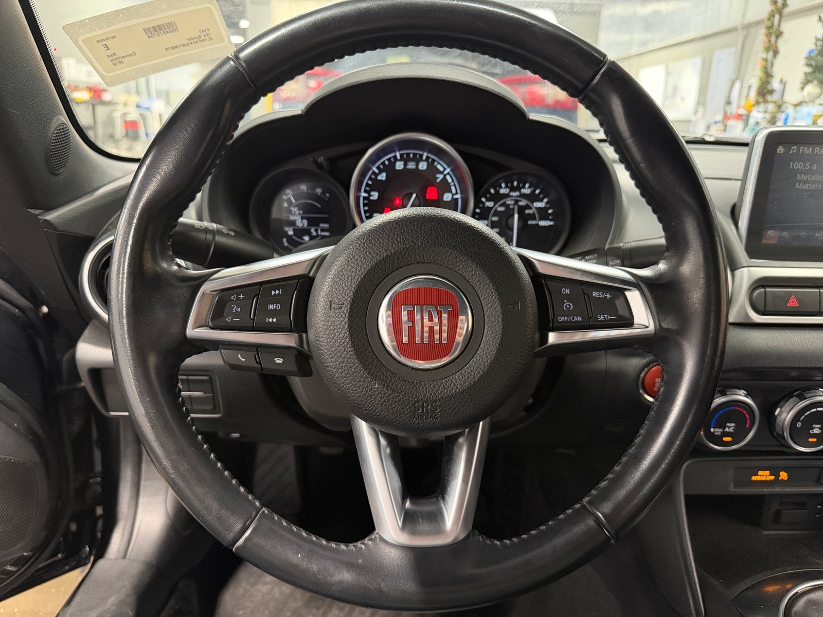 Thumbnail: 2018 Fiat 124 Spider - 5
