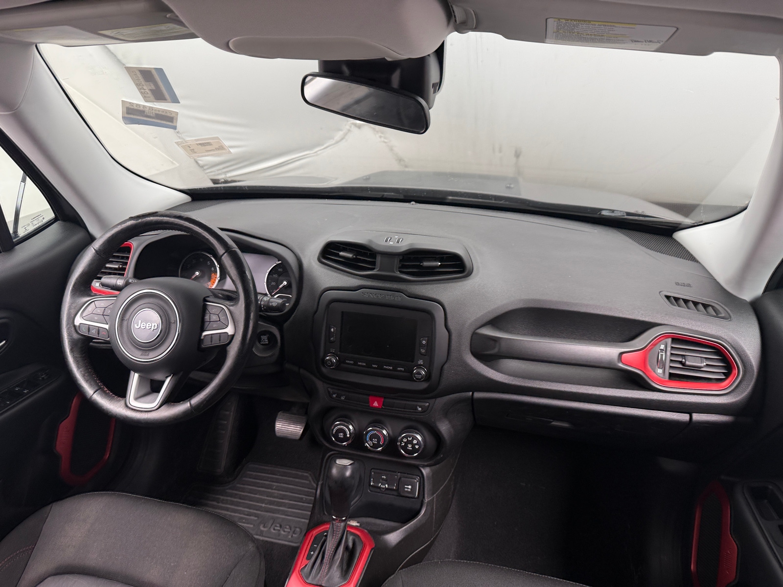 Thumbnail: 2017 Jeep Renegade - 3