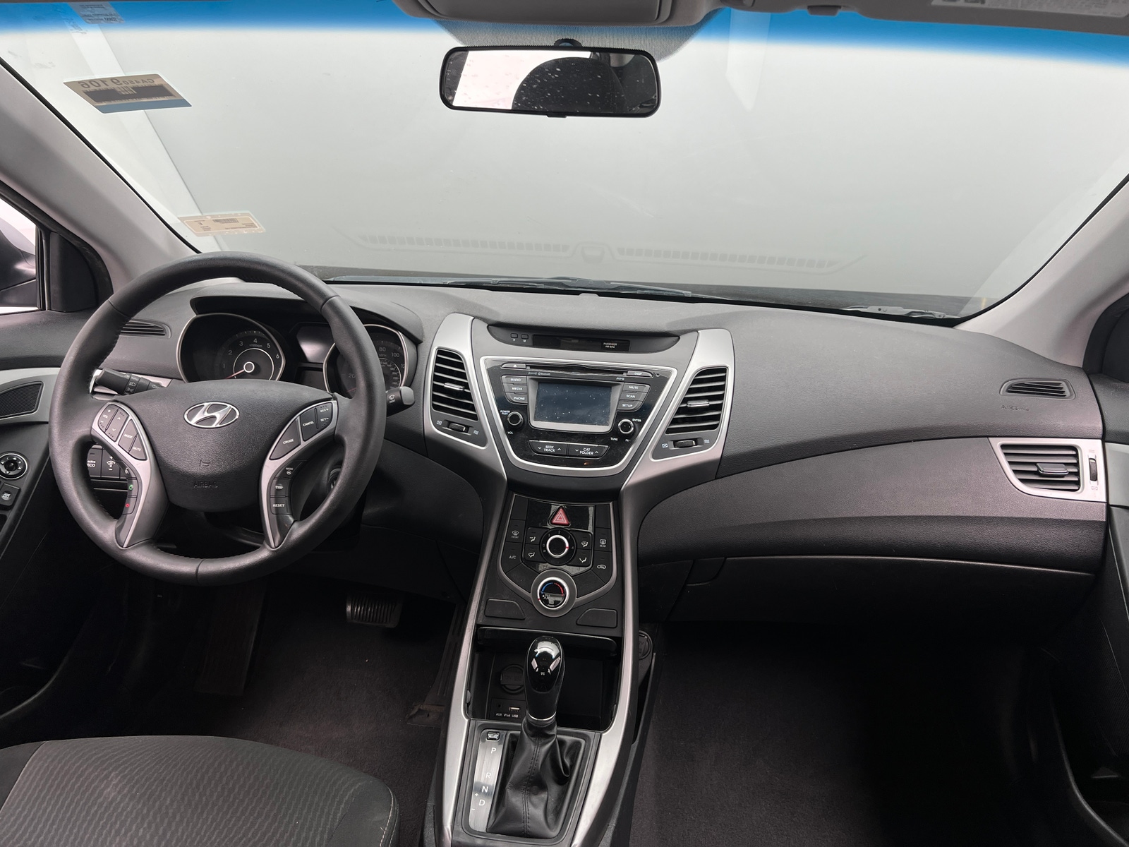 Thumbnail: 2015 Hyundai Elantra - 3