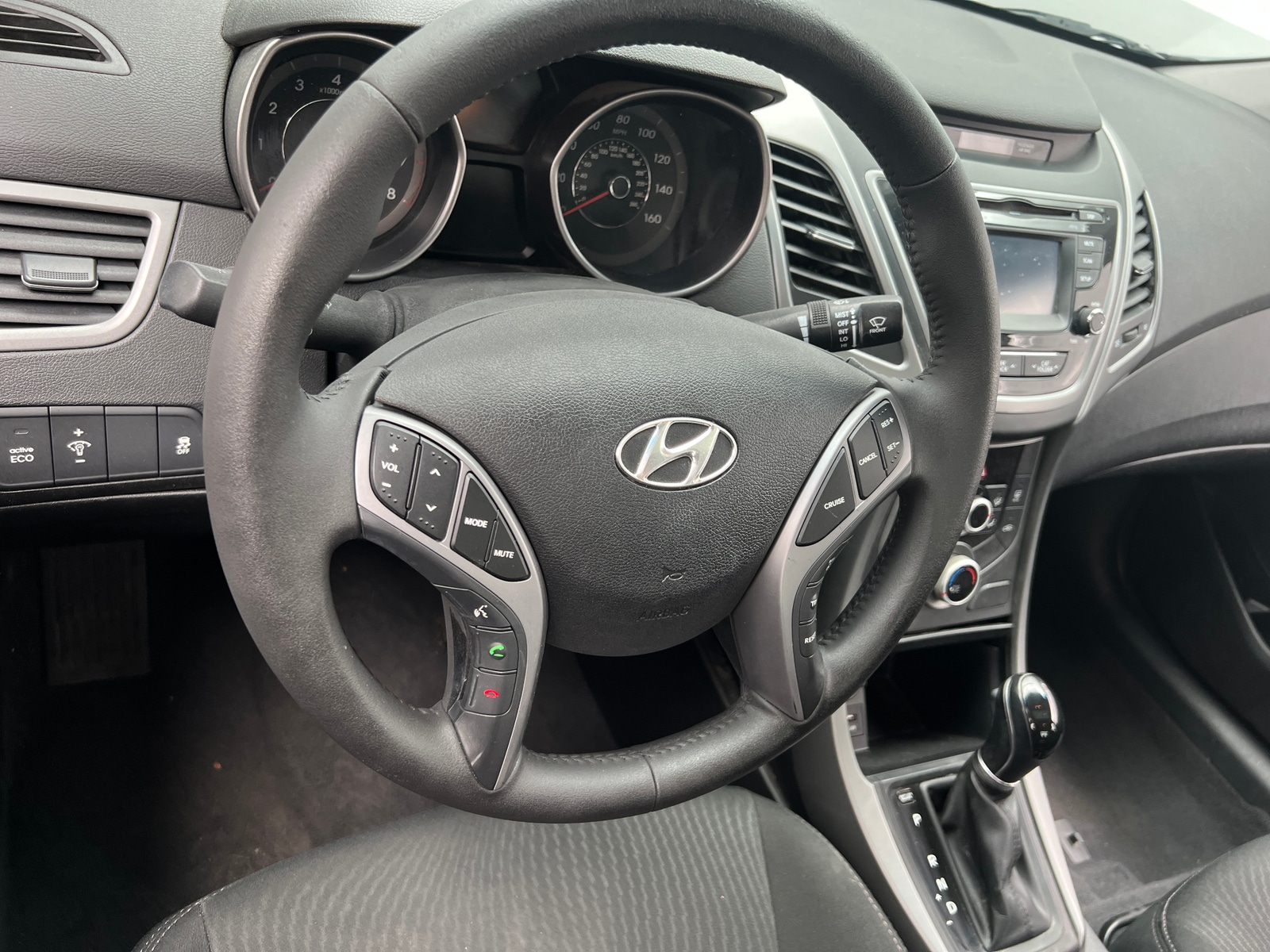 Thumbnail: 2015 Hyundai Elantra - 5