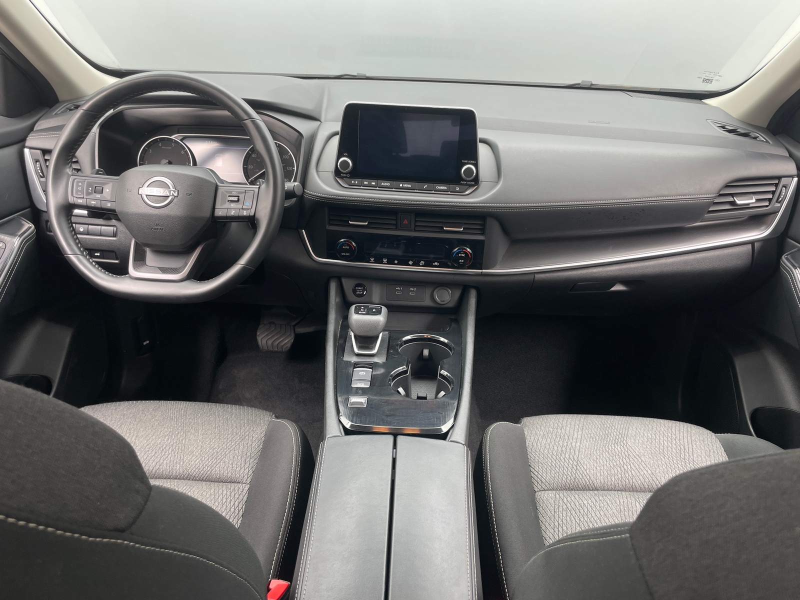 Thumbnail: 2025 Nissan Rogue - 3