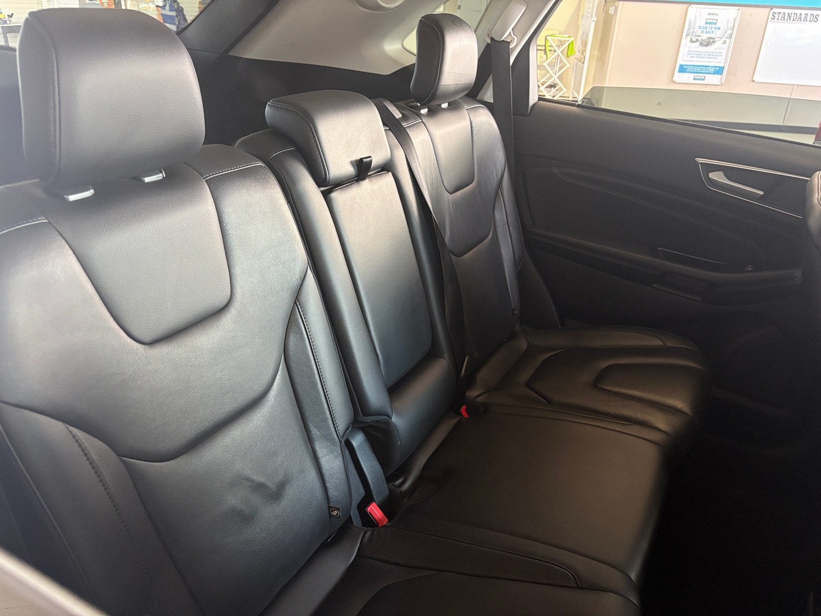 Thumbnail: 2020 Ford Edge - 5
