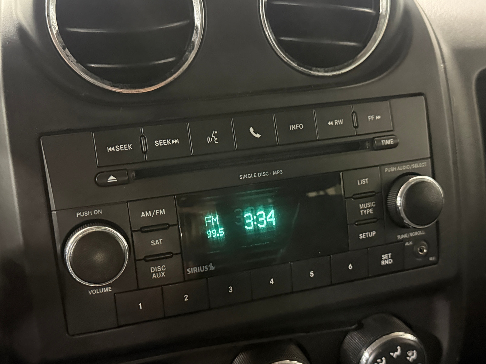 Thumbnail: 2015 Jeep Patriot - 4