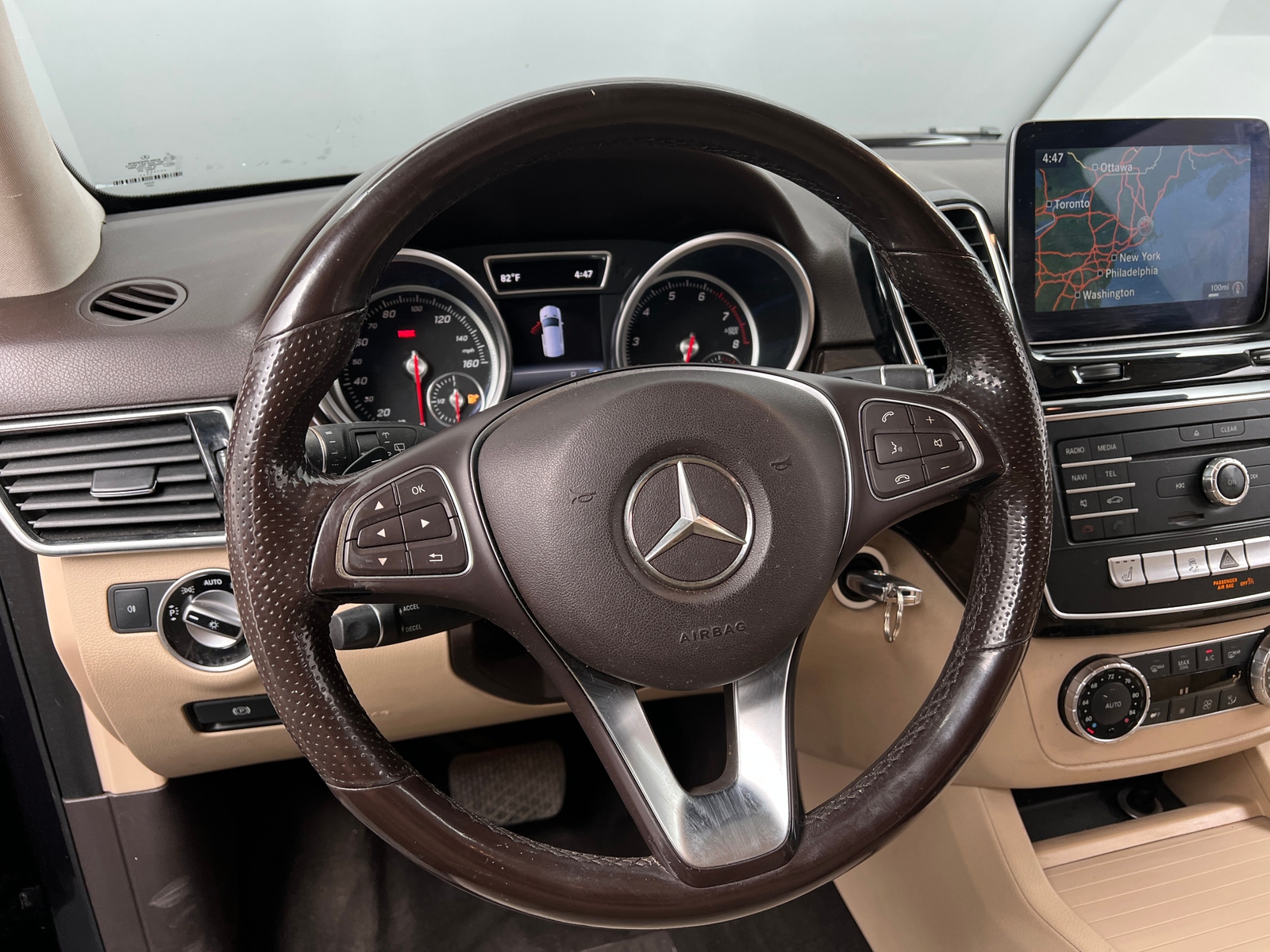 Thumbnail: 2017 Mercedes-Benz GLE - 4