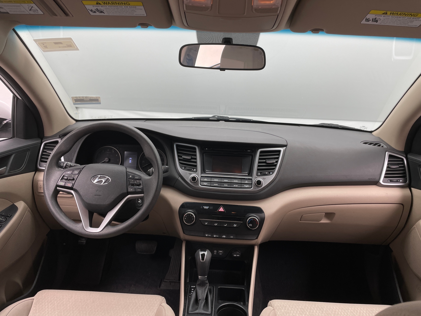 Thumbnail: 2017 Hyundai Tucson - 3