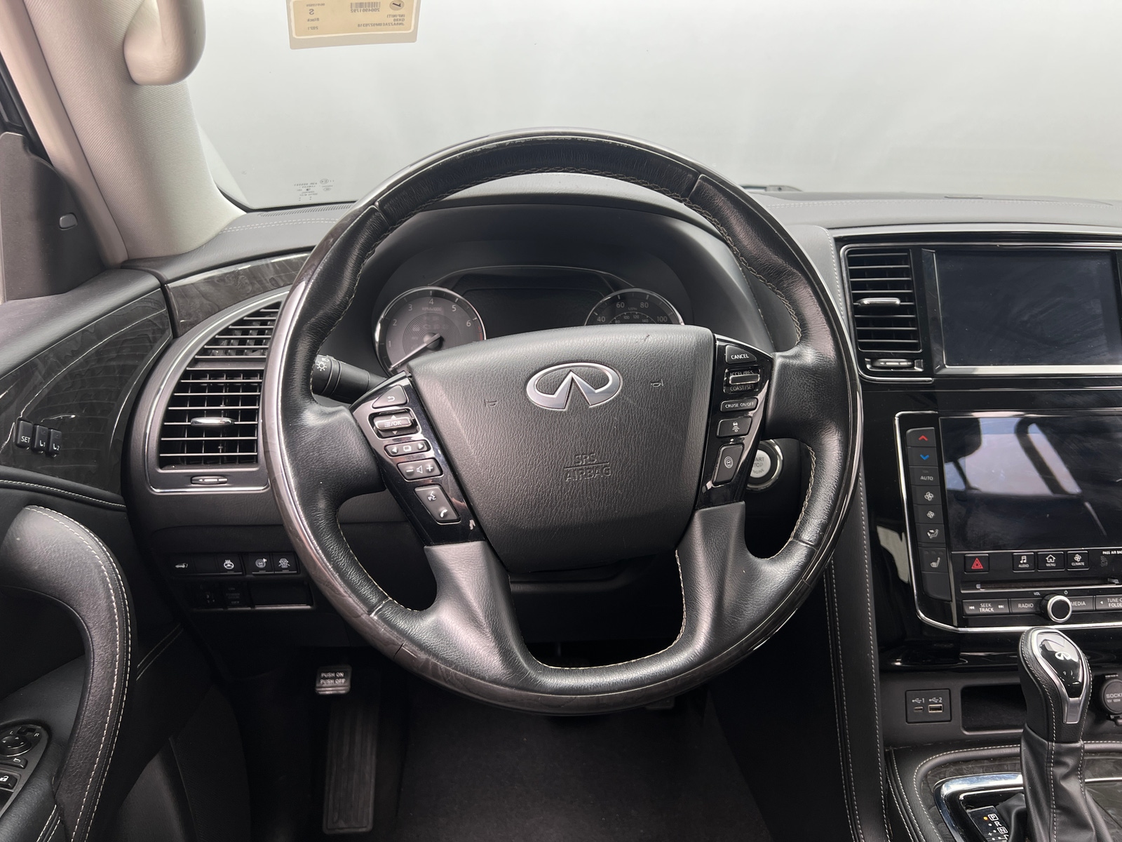 Thumbnail: 2021 INFINITI QX80 - 4