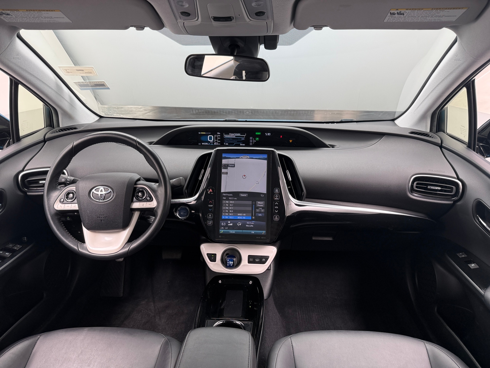 Thumbnail: 2017 Toyota Prius Prime - 3