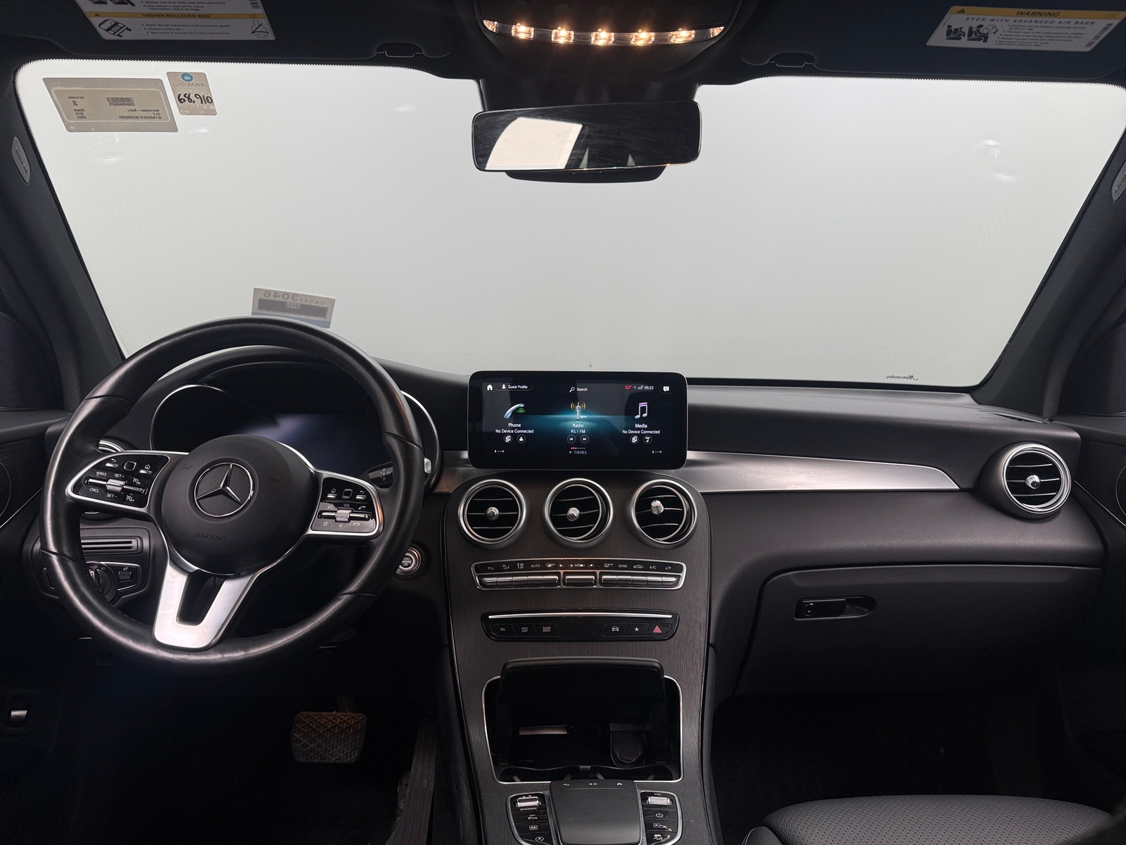 Thumbnail: 2022 Mercedes-Benz GLC - 2