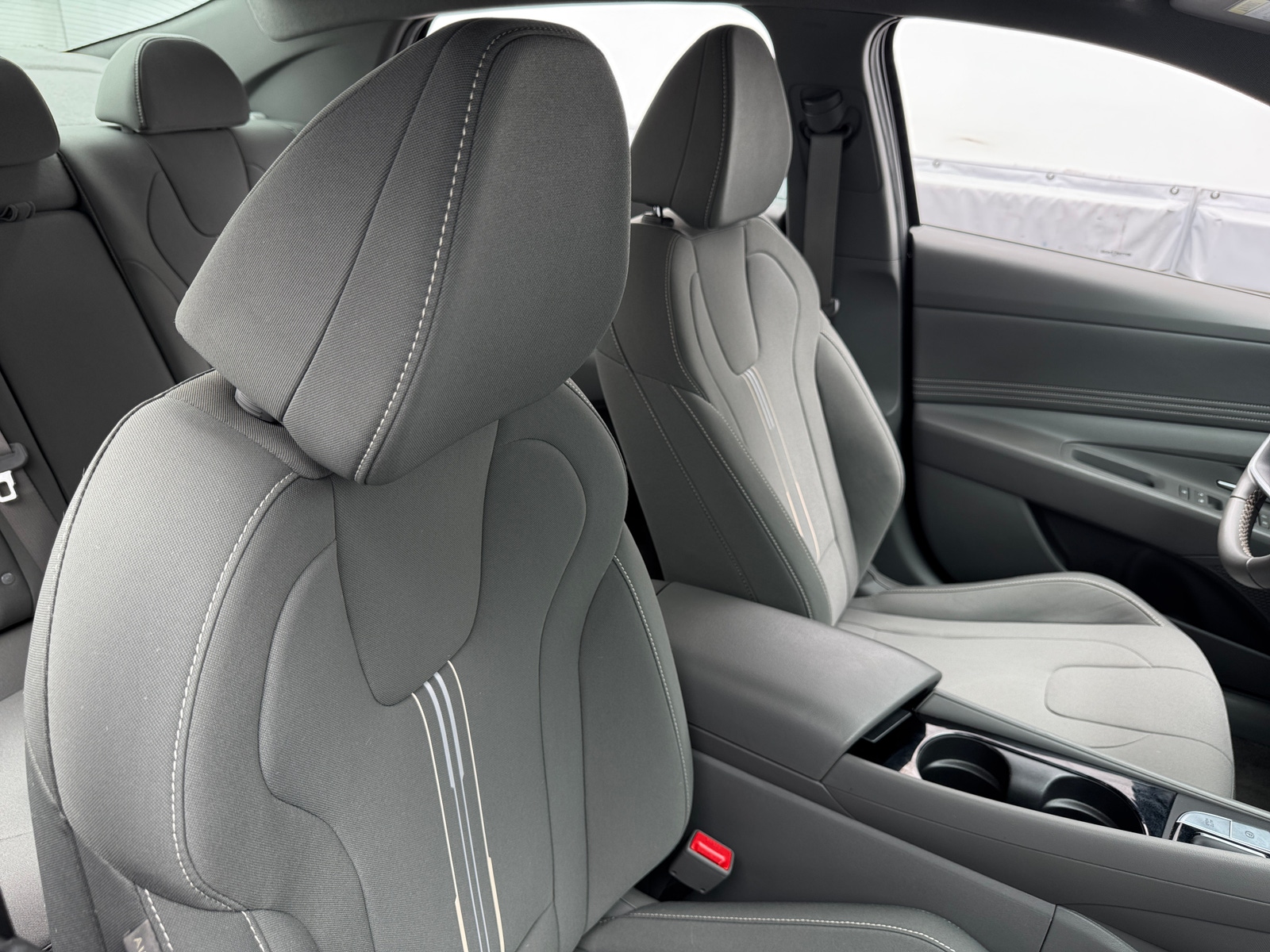 Thumbnail: 2024 Hyundai Elantra - 2