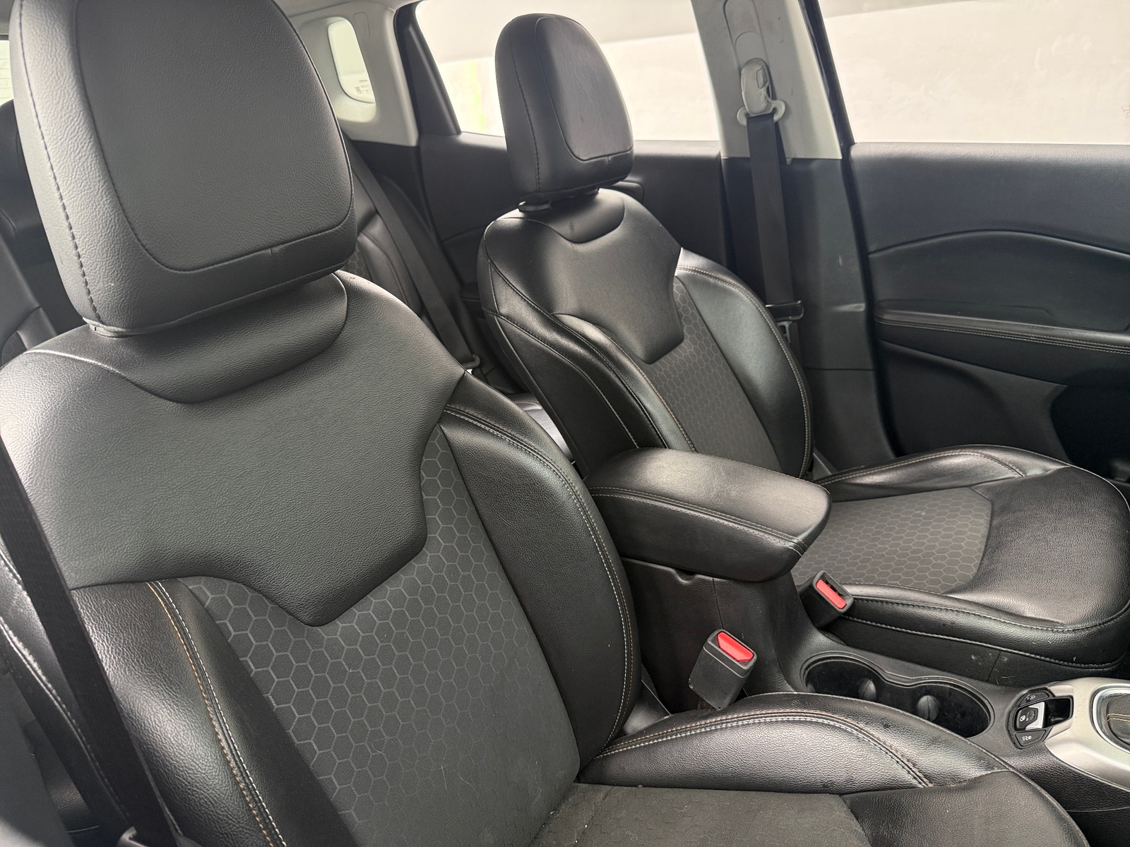 Thumbnail: 2018 Jeep Compass - 2