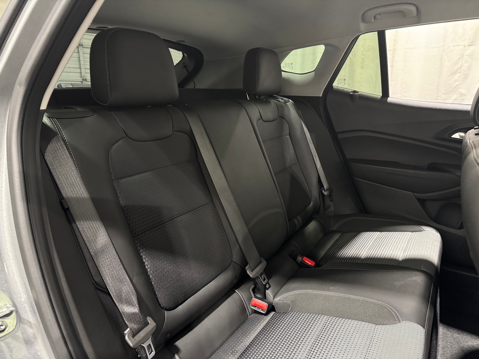 Thumbnail: 2025 Chevrolet Trax - 6