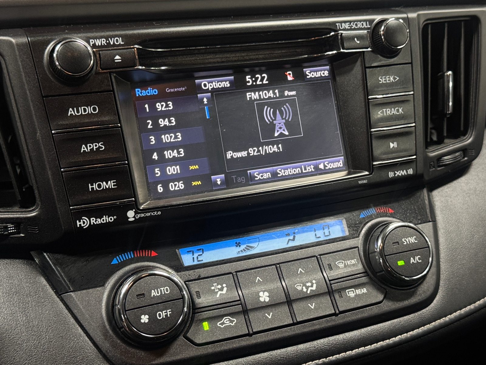 Thumbnail: 2016 Toyota RAV4 - 4