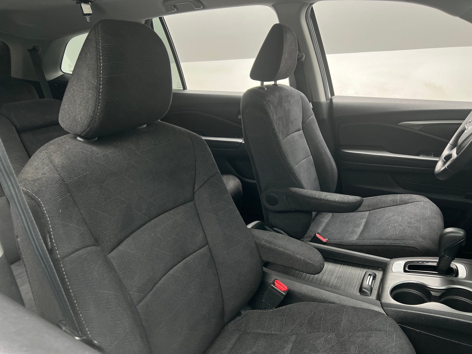 Thumbnail: 2019 Honda Pilot - 2
