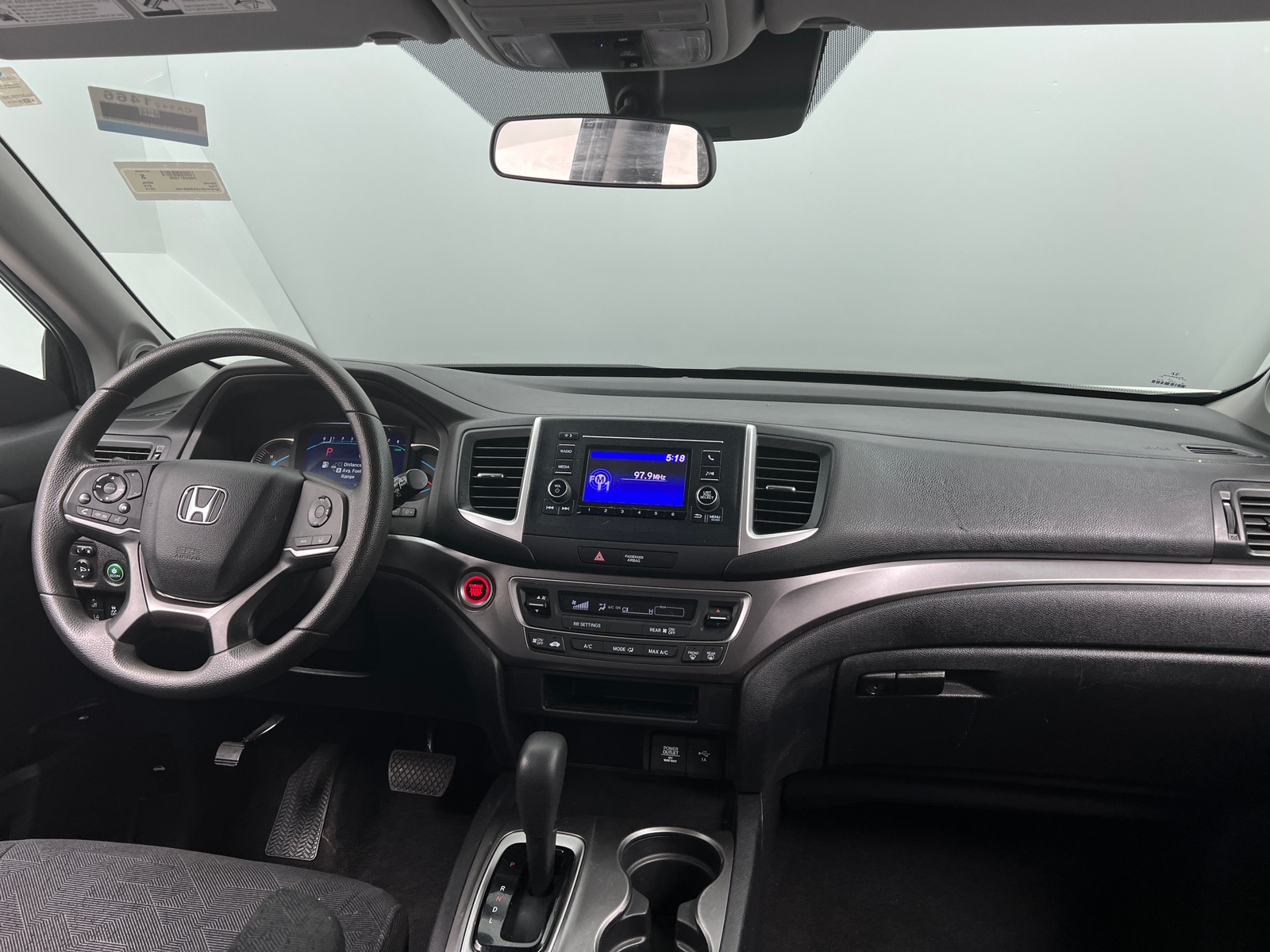 Thumbnail: 2019 Honda Pilot - 3