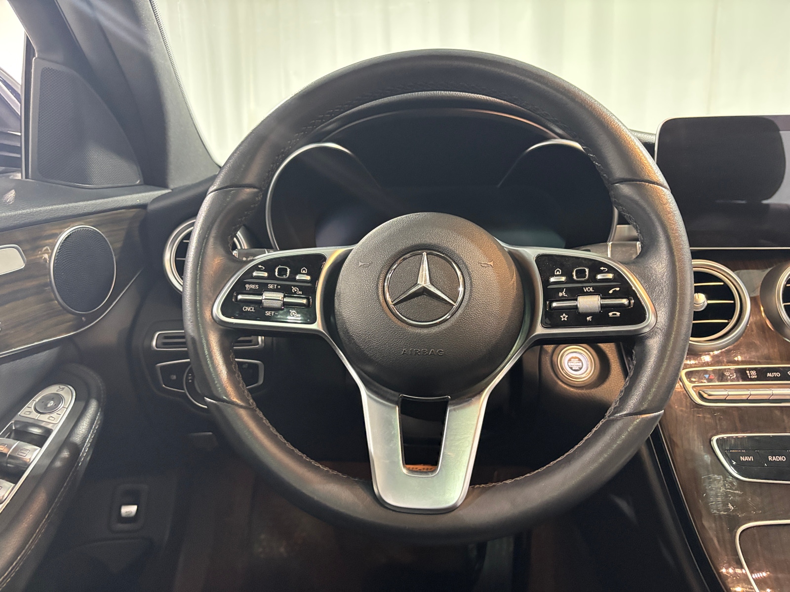 Thumbnail: 2020 Mercedes-Benz C-Class - 4