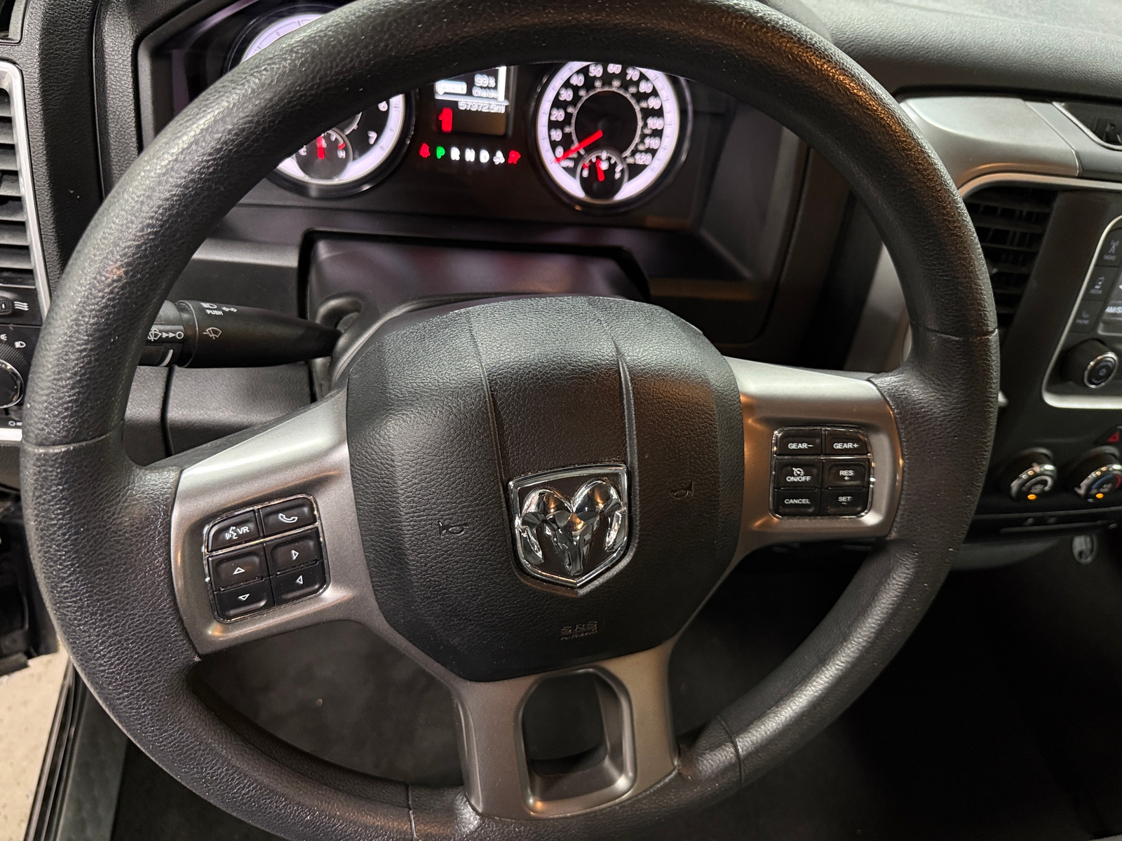 Thumbnail: 2024 RAM 1500 Classic - 5