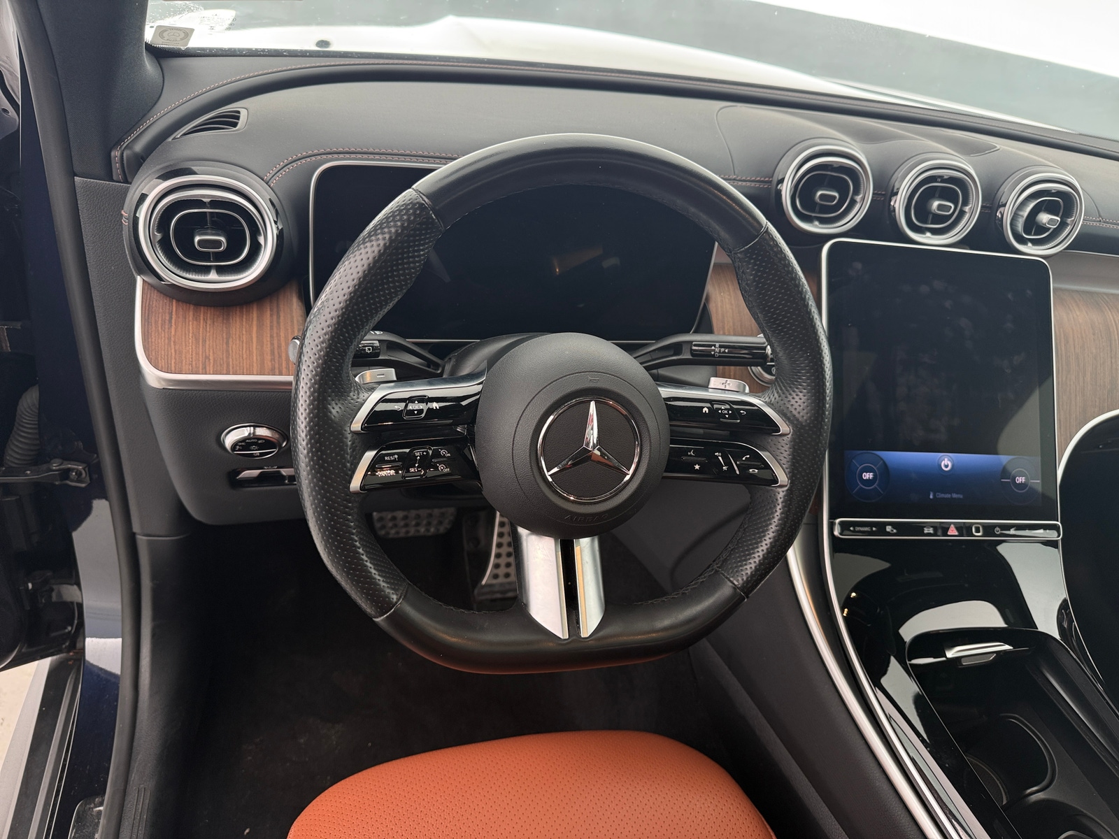 Thumbnail: 2023 Mercedes-Benz GLC - 4