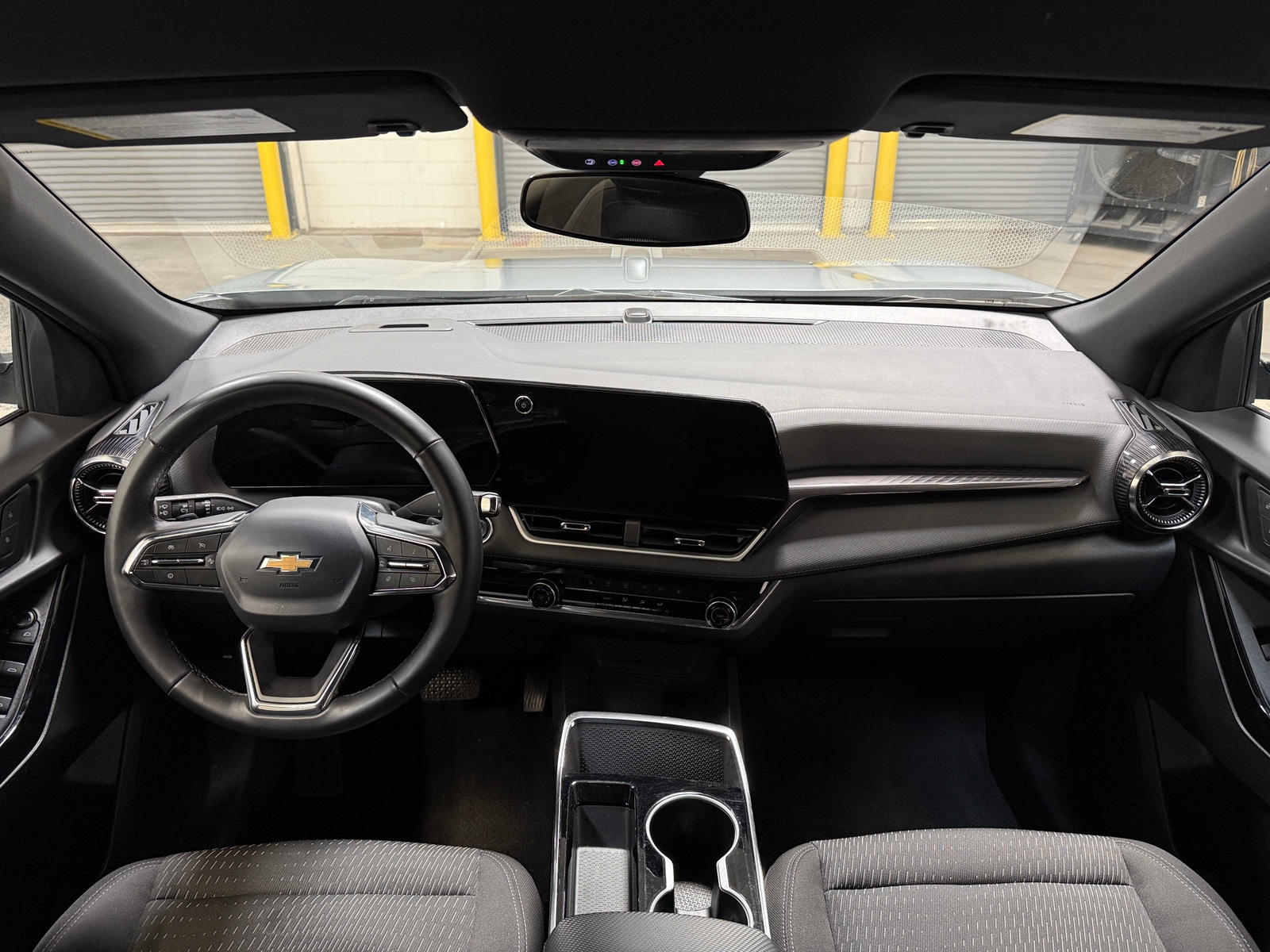 Thumbnail: 2025 Chevrolet Equinox - 3