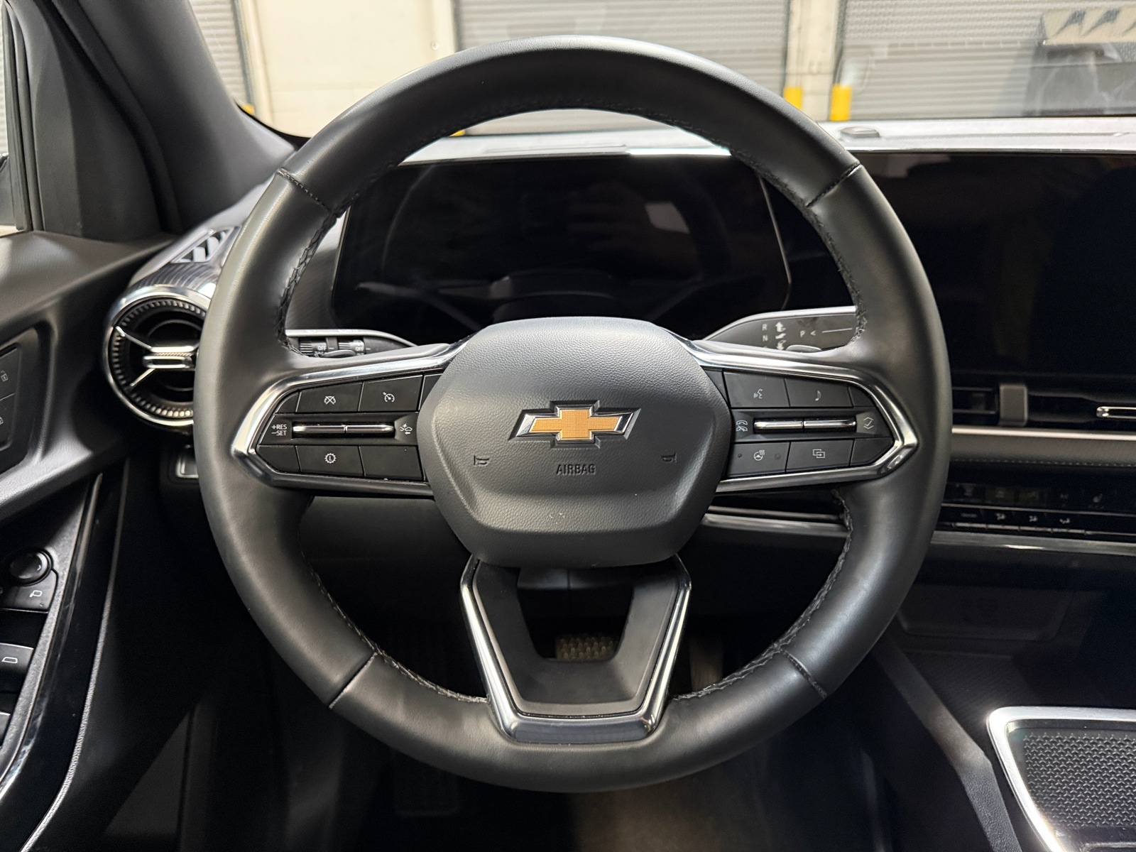 Thumbnail: 2025 Chevrolet Equinox - 5